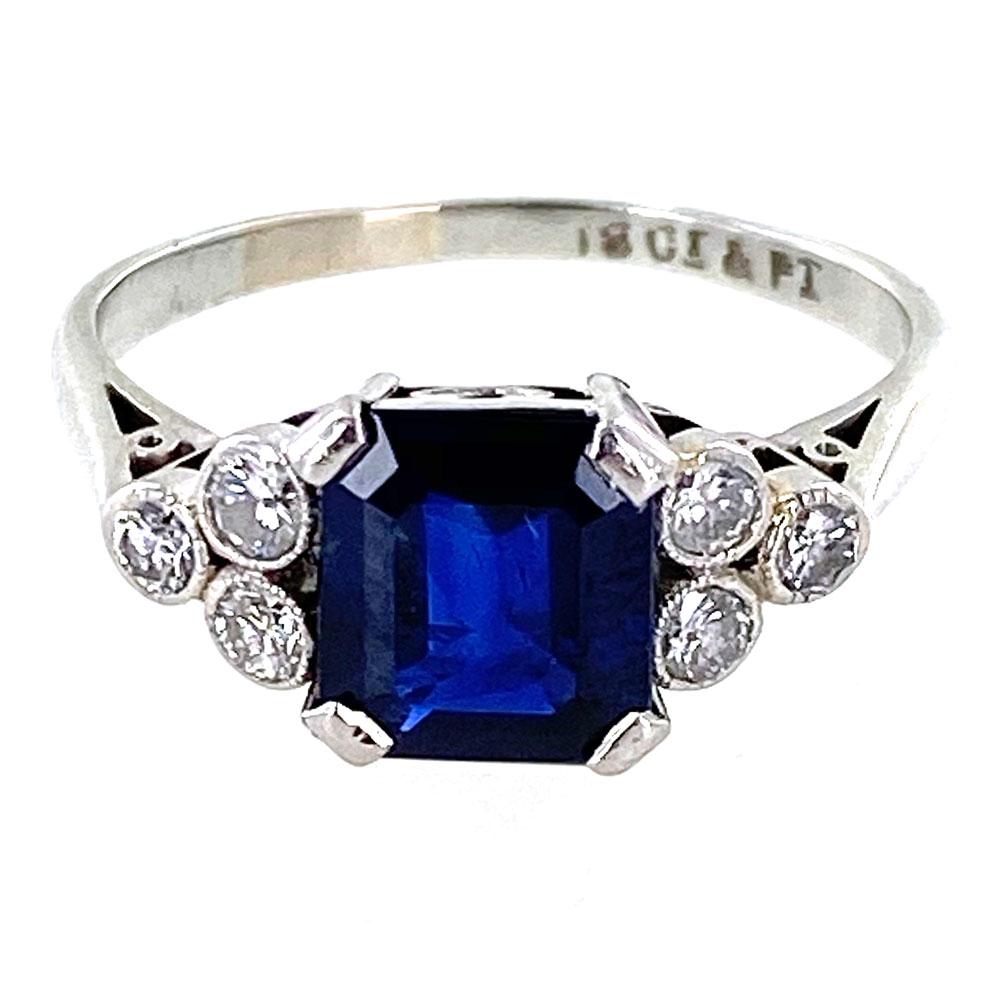 1950s No Heat Blue Sapphire Diamond 18 Karat White Estate Gold Ring In Excellent Condition In Boca Raton, FL