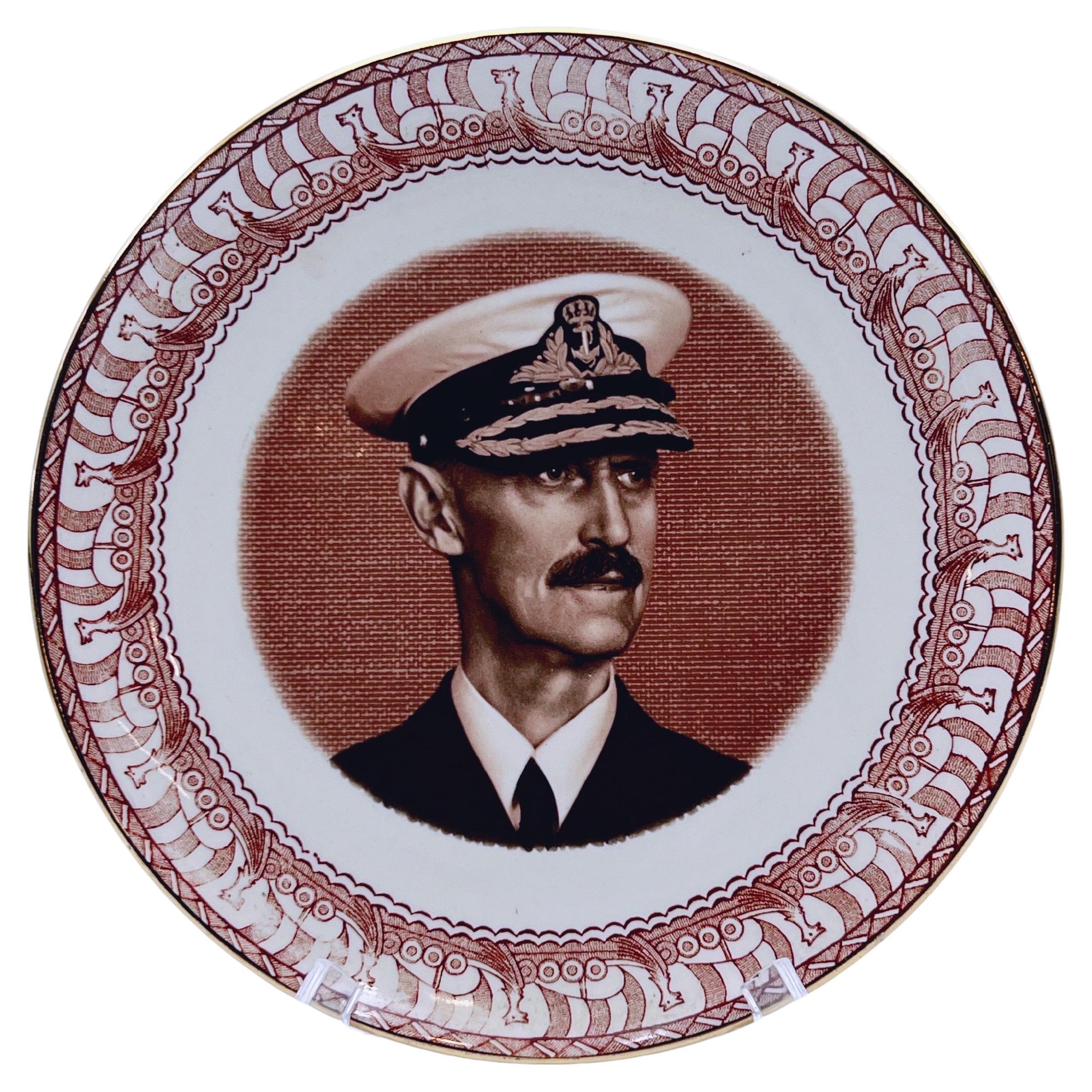 Placa conmemorativa del rey noruego "Haakon VII" de los años 50 con dibujo de barco vikingo