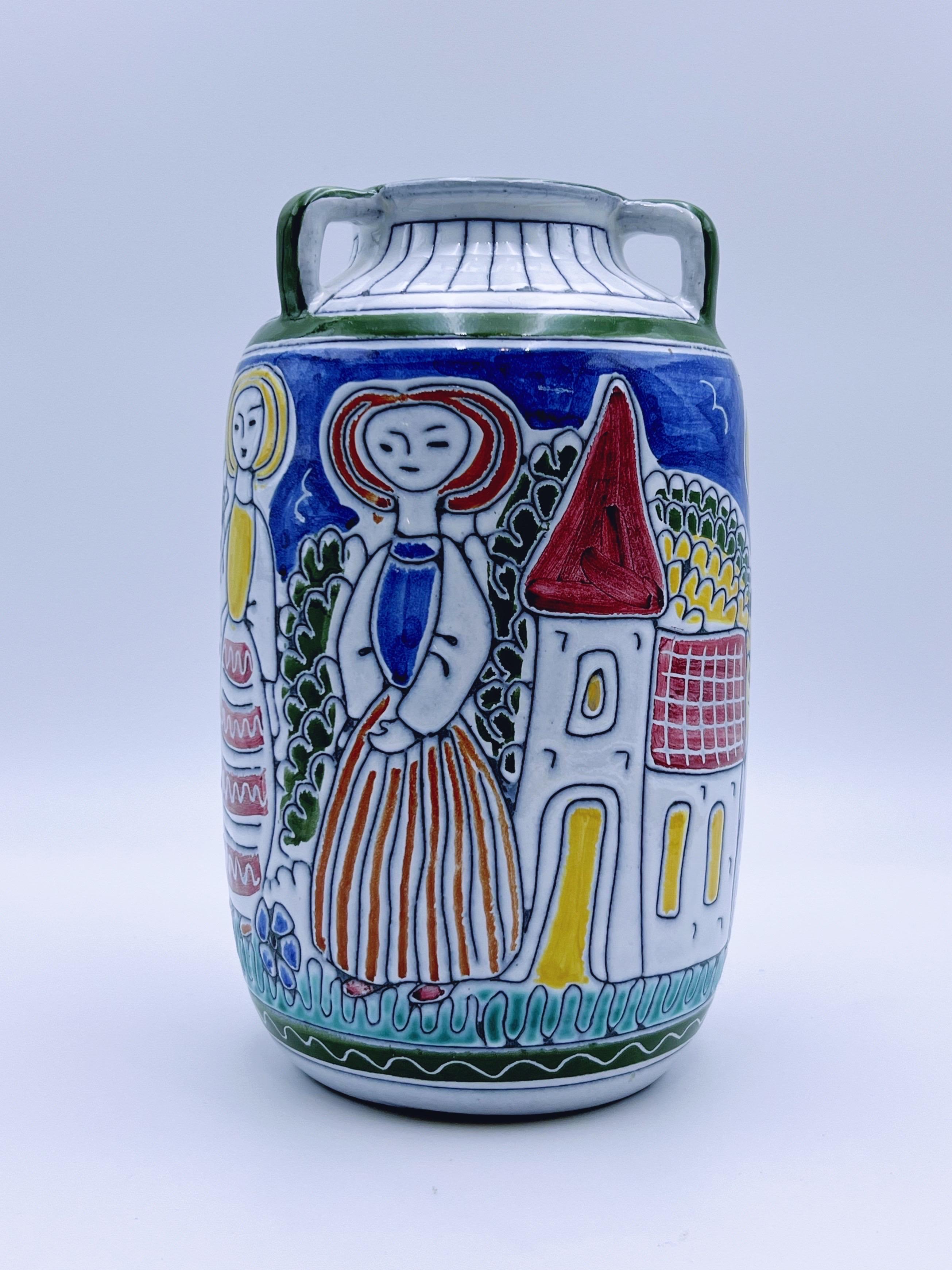 Ceramica Vaso / urna in ceramica dal design moderno norvegese degli anni '50 di Kaare Berven Fjeldsaa in vendita