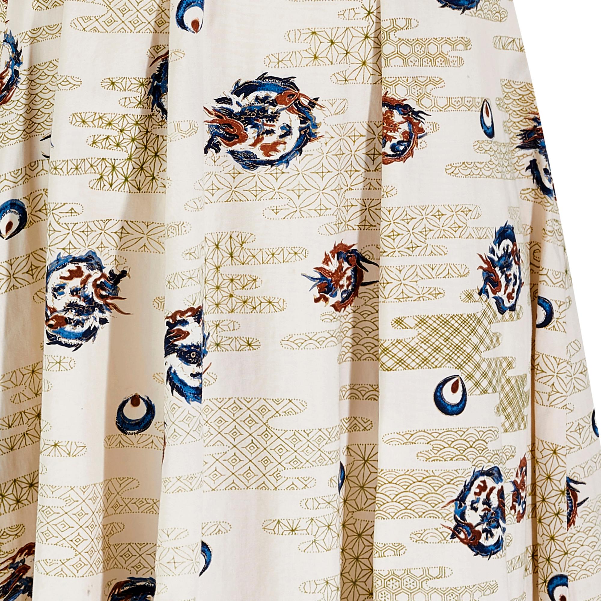 1950s Novelty Dragon Print Cotton Dress In Excellent Condition For Sale In London, GB