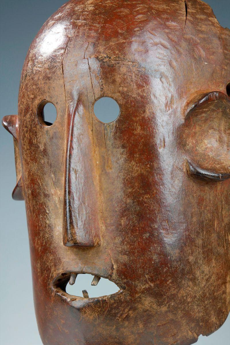 1950's Nyamwezi Mask With Inserted Wooden Teeth, Tanzania In Good Condition For Sale In London, GB