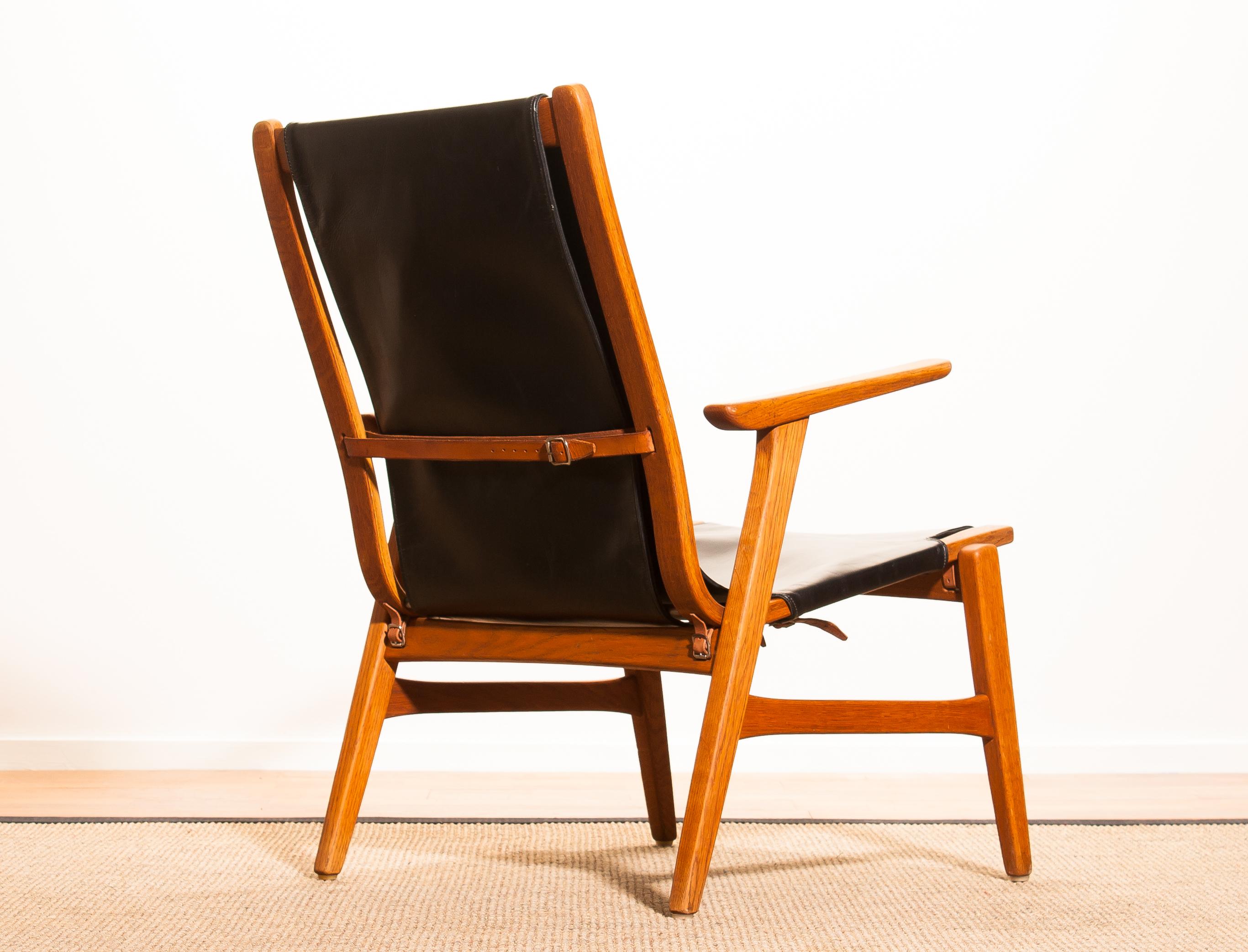 1950s, Oak and Leather Hunting Chair 'Ulrika' by Östen Kristiansson In Excellent Condition In Silvolde, Gelderland