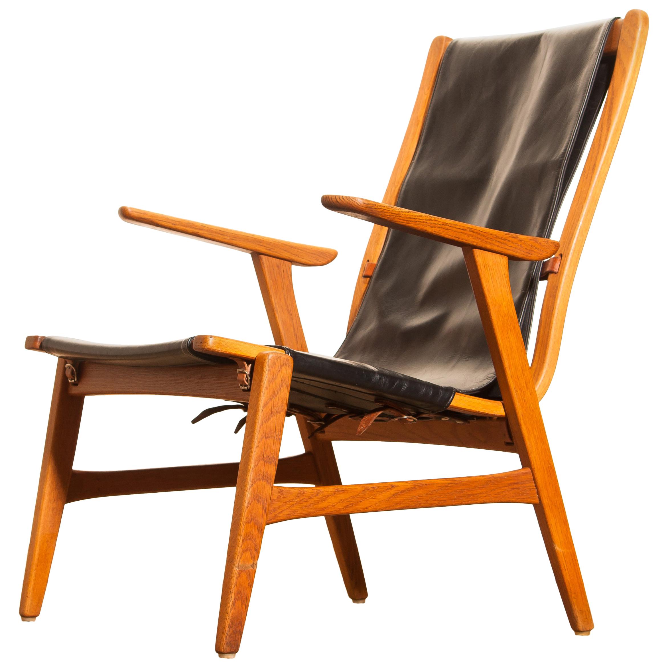 Mid-20th Century 1950s, Oak and Leatherette Hunting Chair 'Ulrika' by Östen Kristiansson