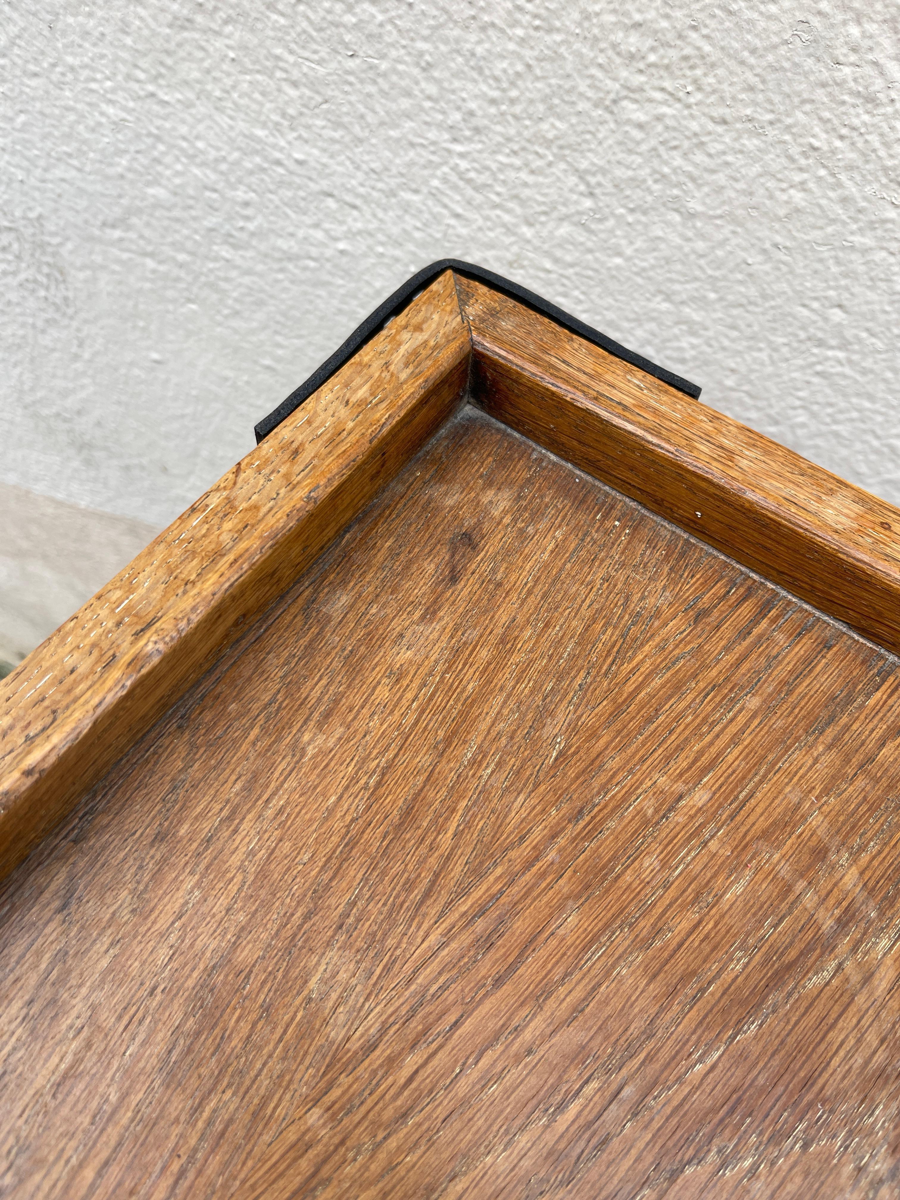 1950's Oak and stitched leather bar cart by Jacques Adnet For Sale 1