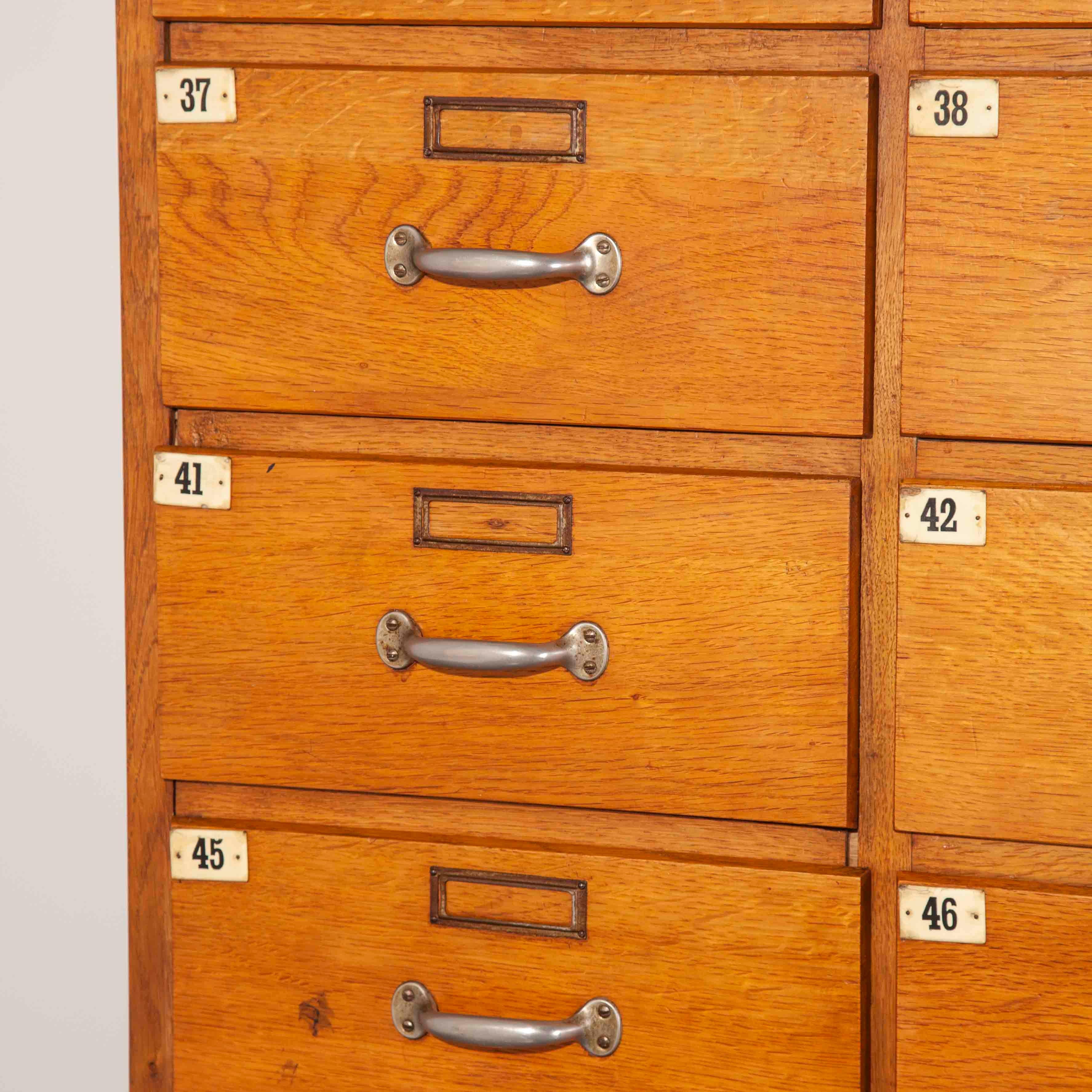 1950s oak apothecary multi drawer chest of drawers – Thirty two drawers – Unit one
1950s oak apothecary multi drawer chest of drawers – thirty two drawers. (Unit One).
One of our favourite ever finds this is an exceptional unit with great