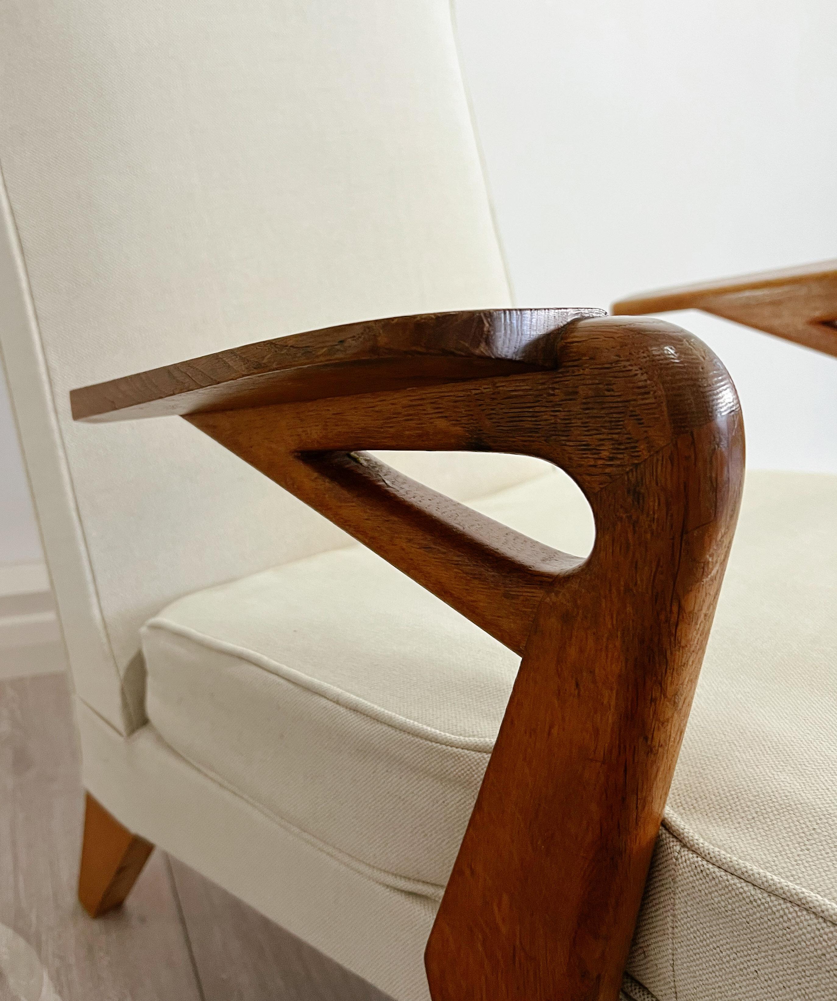 1950s Oak armchair made in France but designed by Parker Knoll, British In Excellent Condition In Oxford, GB