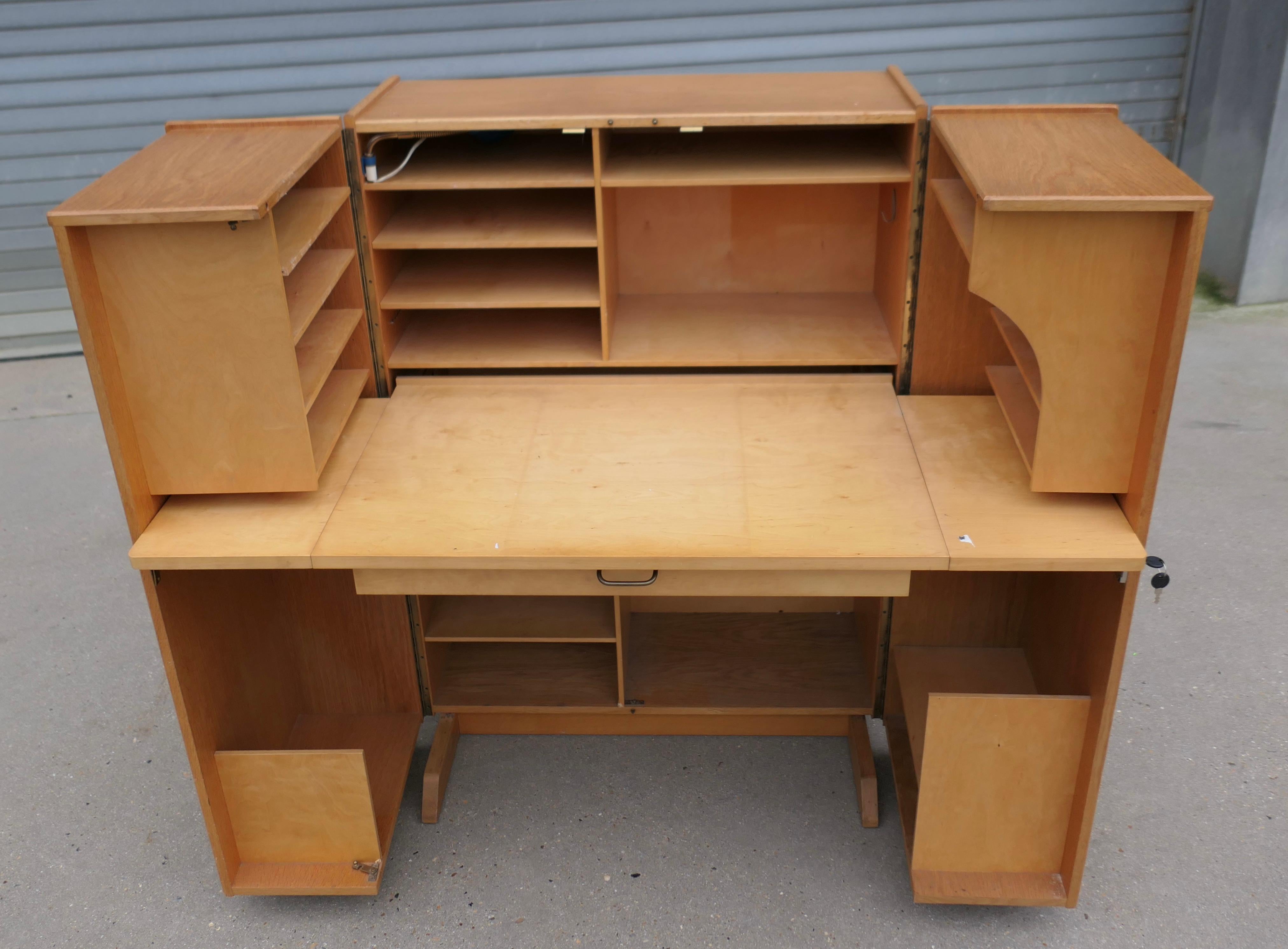 Armoire en chêne des années 1950, bureau complet en vente 8