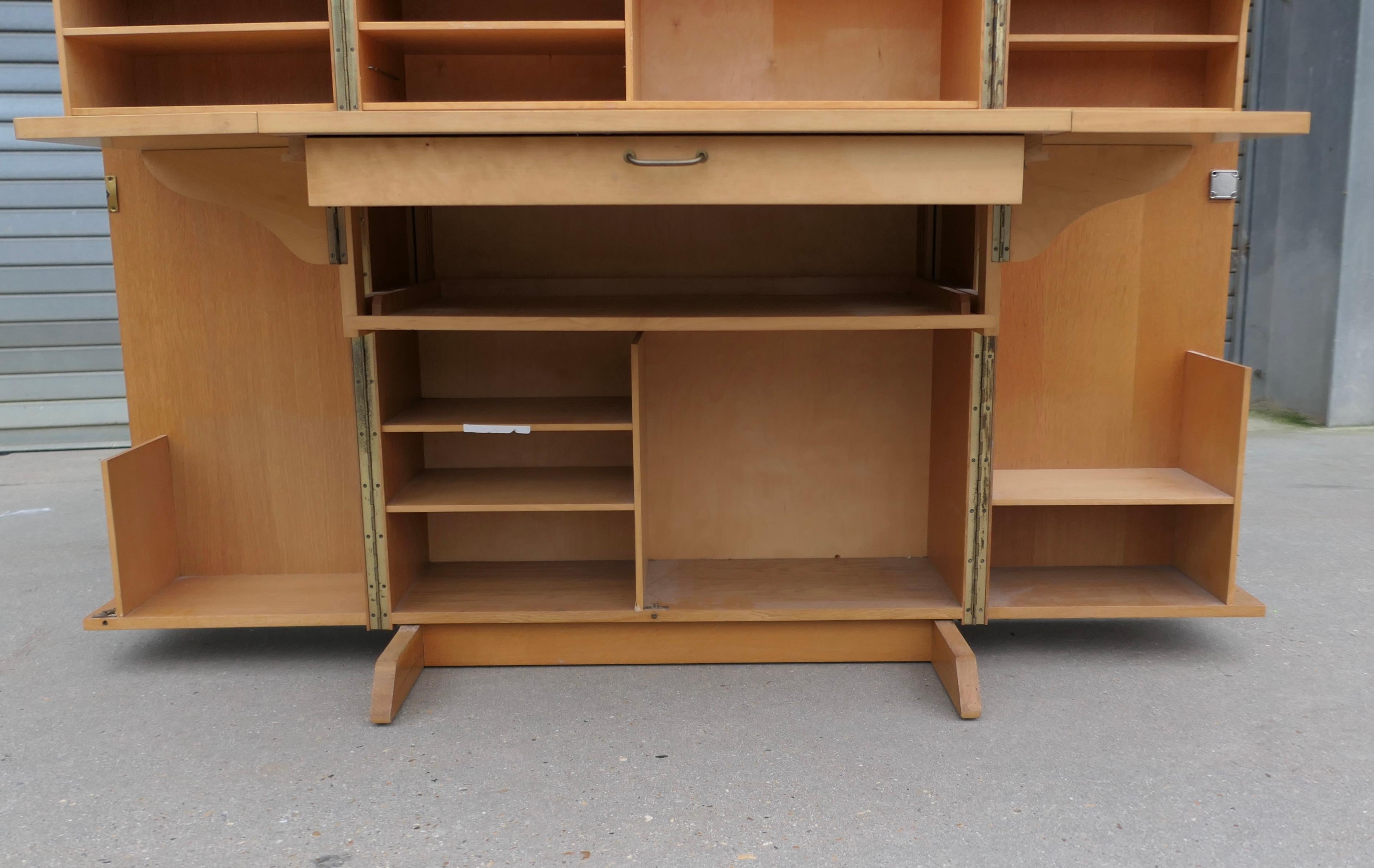 Armoire en chêne des années 1950, bureau complet en vente 2