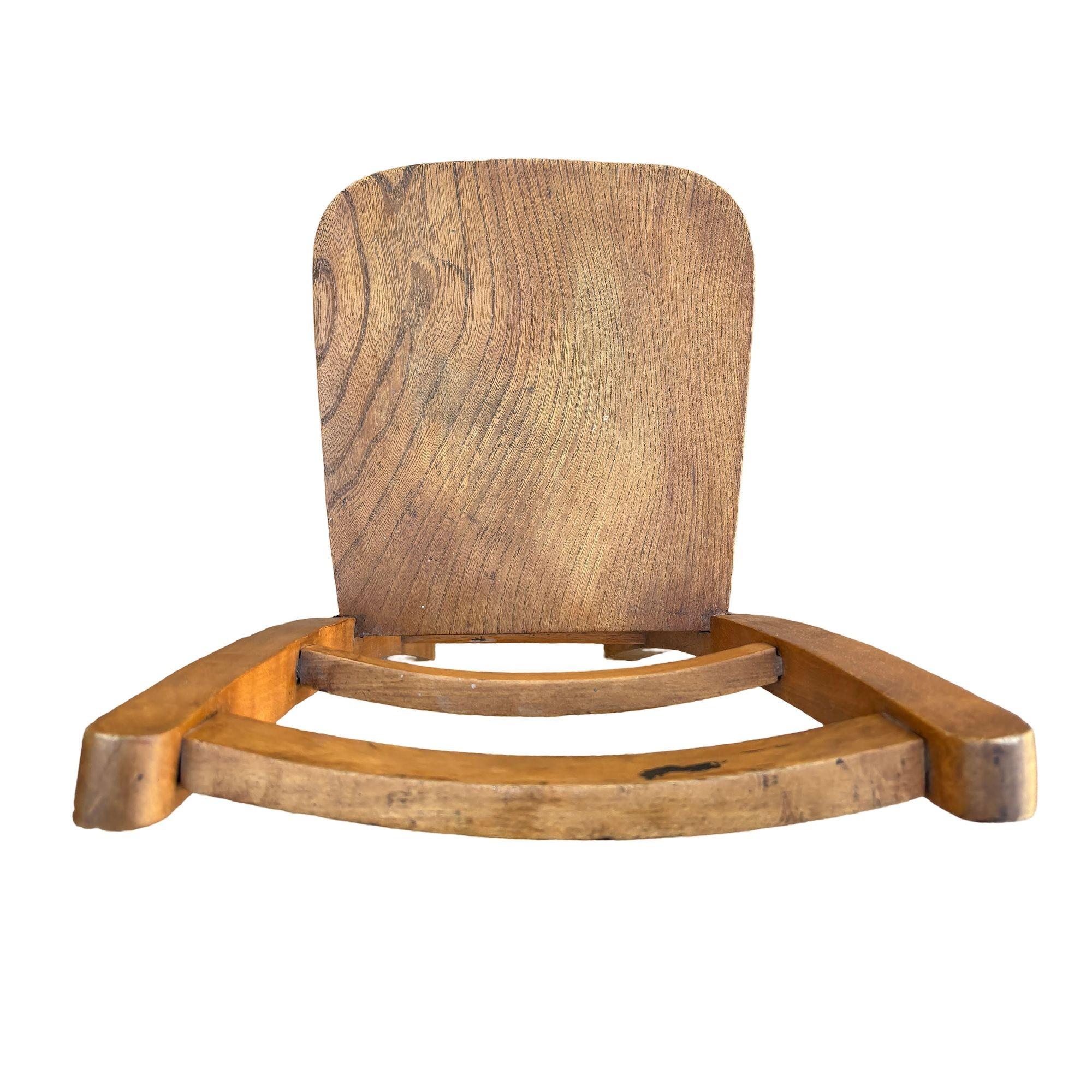 1950er Oak Child's Chapel Schulstuhl von Elm and Beech (Mitte des 20. Jahrhunderts) im Angebot