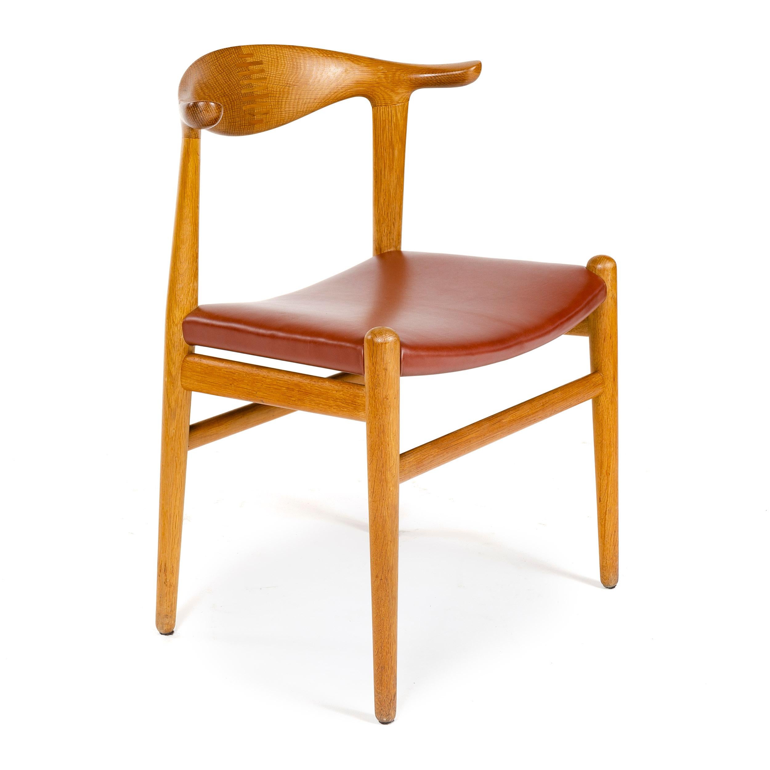 cowhorn chair