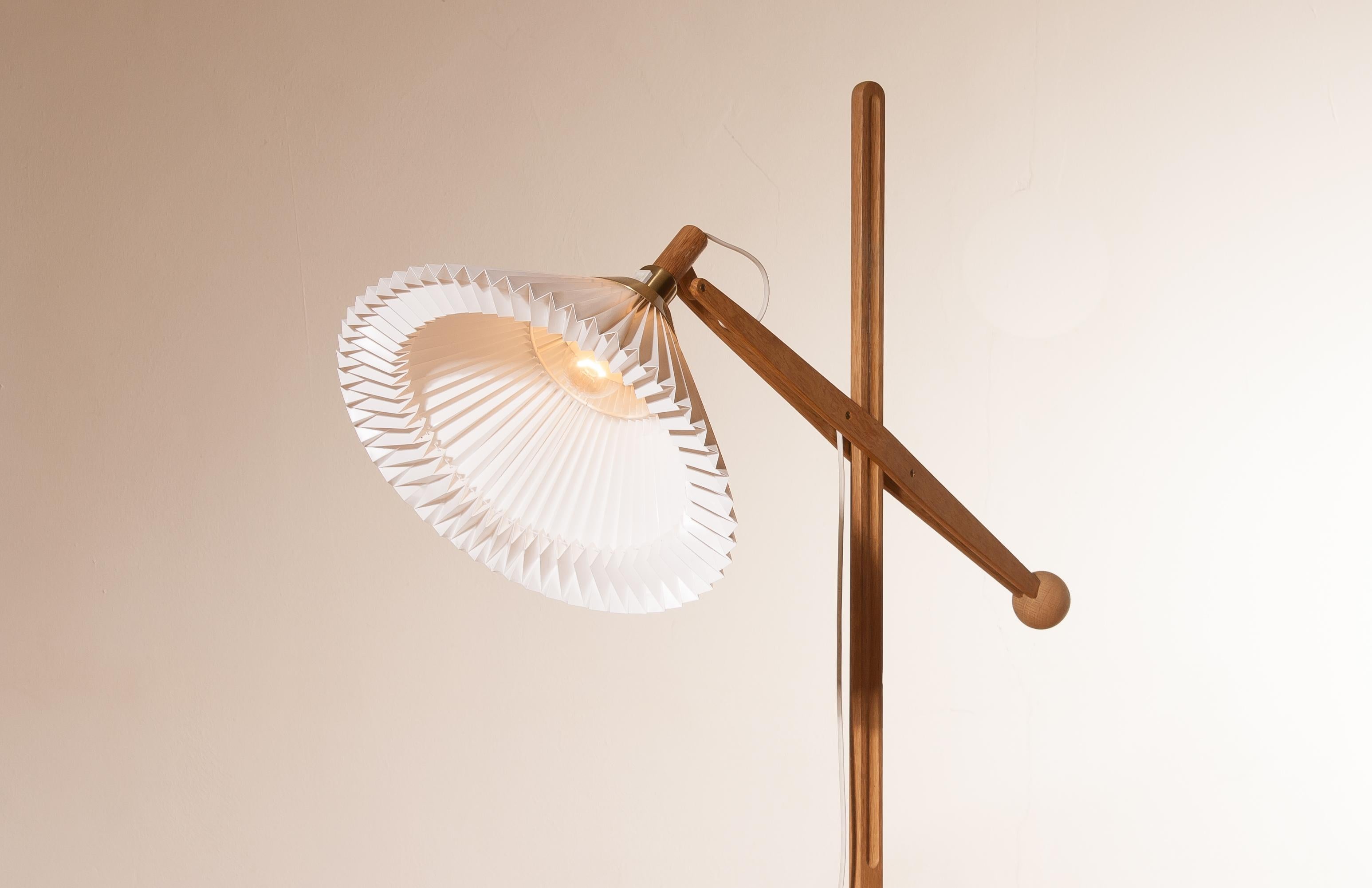 Mid-20th Century 1950s, Oak Floor Lamp by Vilhelm Wohlert