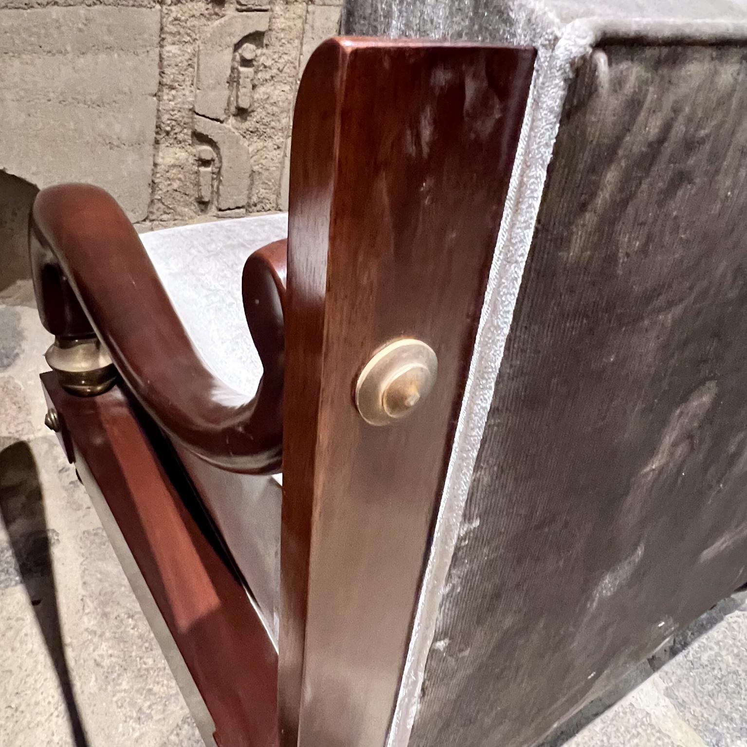 1950s Octavio Vidales Regal Mahogany Armchairs Mexico City For Sale 2