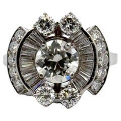 Anillo de cóctel de platino con diamantes talla europea antigua de los años 50