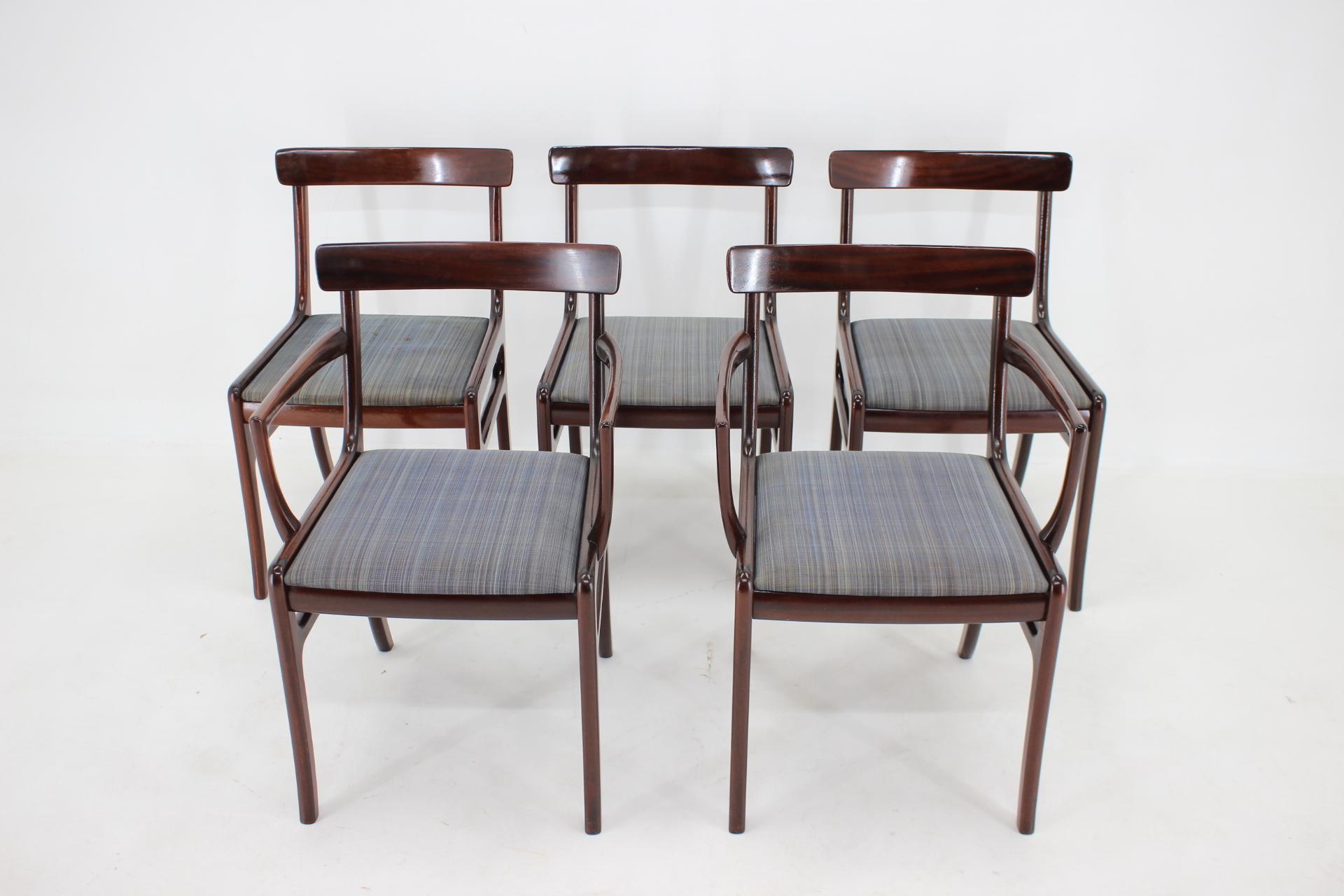 1950er Ole Wanscher Rungstedlund Stühle aus Mahagoni Dänemark, 5er-Set (Moderne der Mitte des Jahrhunderts) im Angebot