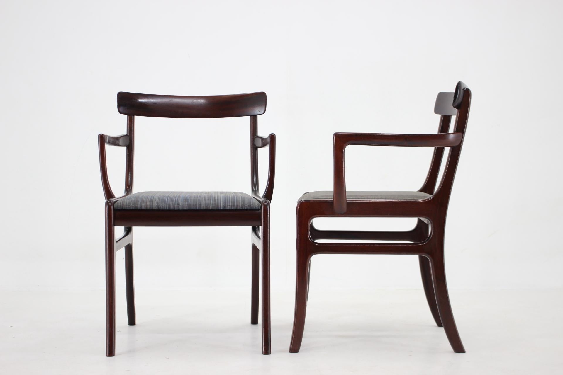 1950er Ole Wanscher Rungstedlund Stühle aus Mahagoni Dänemark, 5er-Set (Mitte des 20. Jahrhunderts) im Angebot