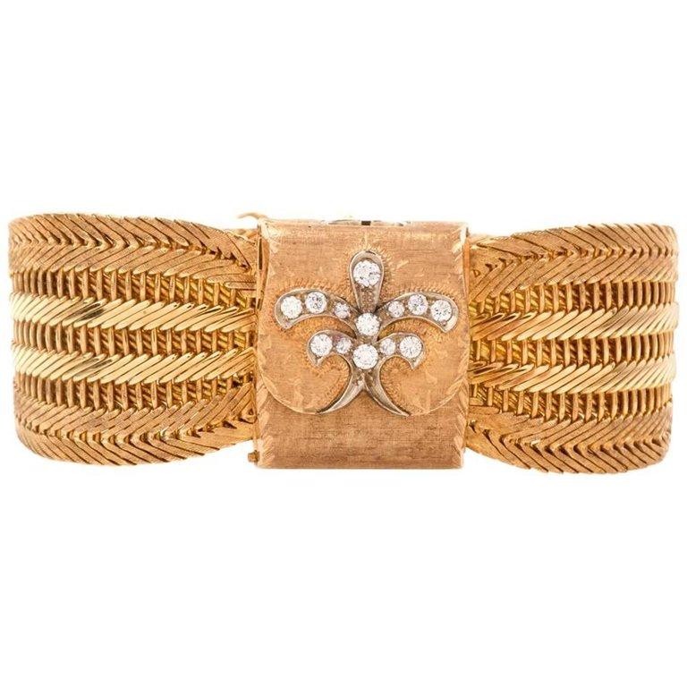 Round Cut 1950s Omega Diamond 18 Karat Gold Ladies Cocktail Bracelet Watch