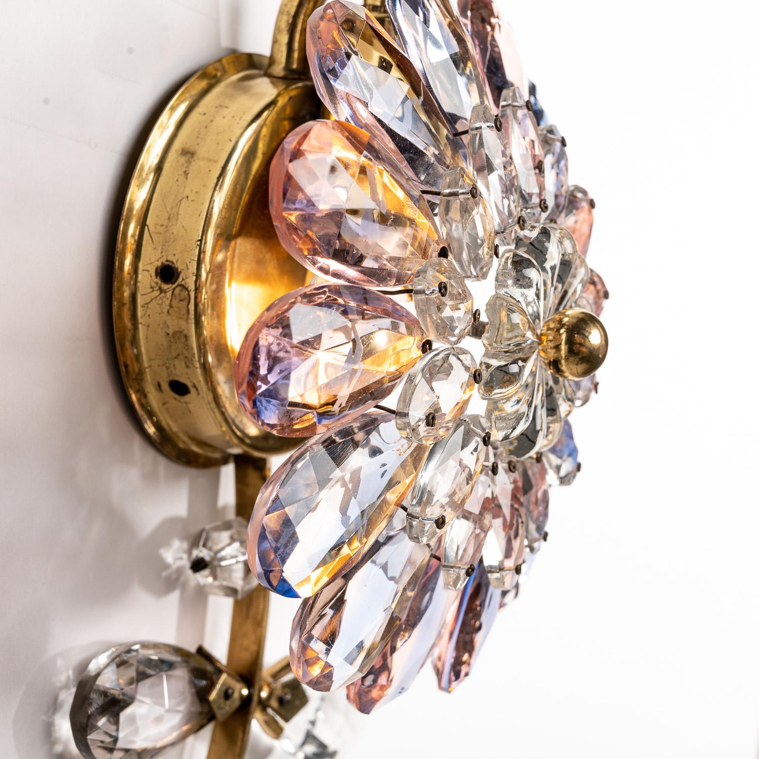 1950s One-Light Gold-Plated Brass & Crystal Glass Sconces Manufactured by Palwa 2