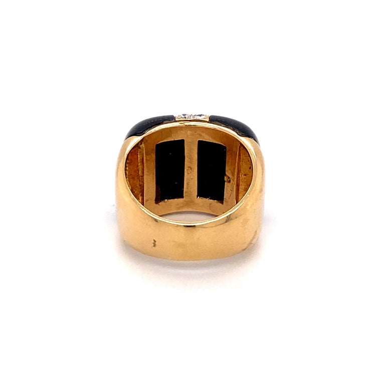 1950s Onyx and 1 Carat Diamond Dome Ring in 18 Karat Gold For Sale at ...