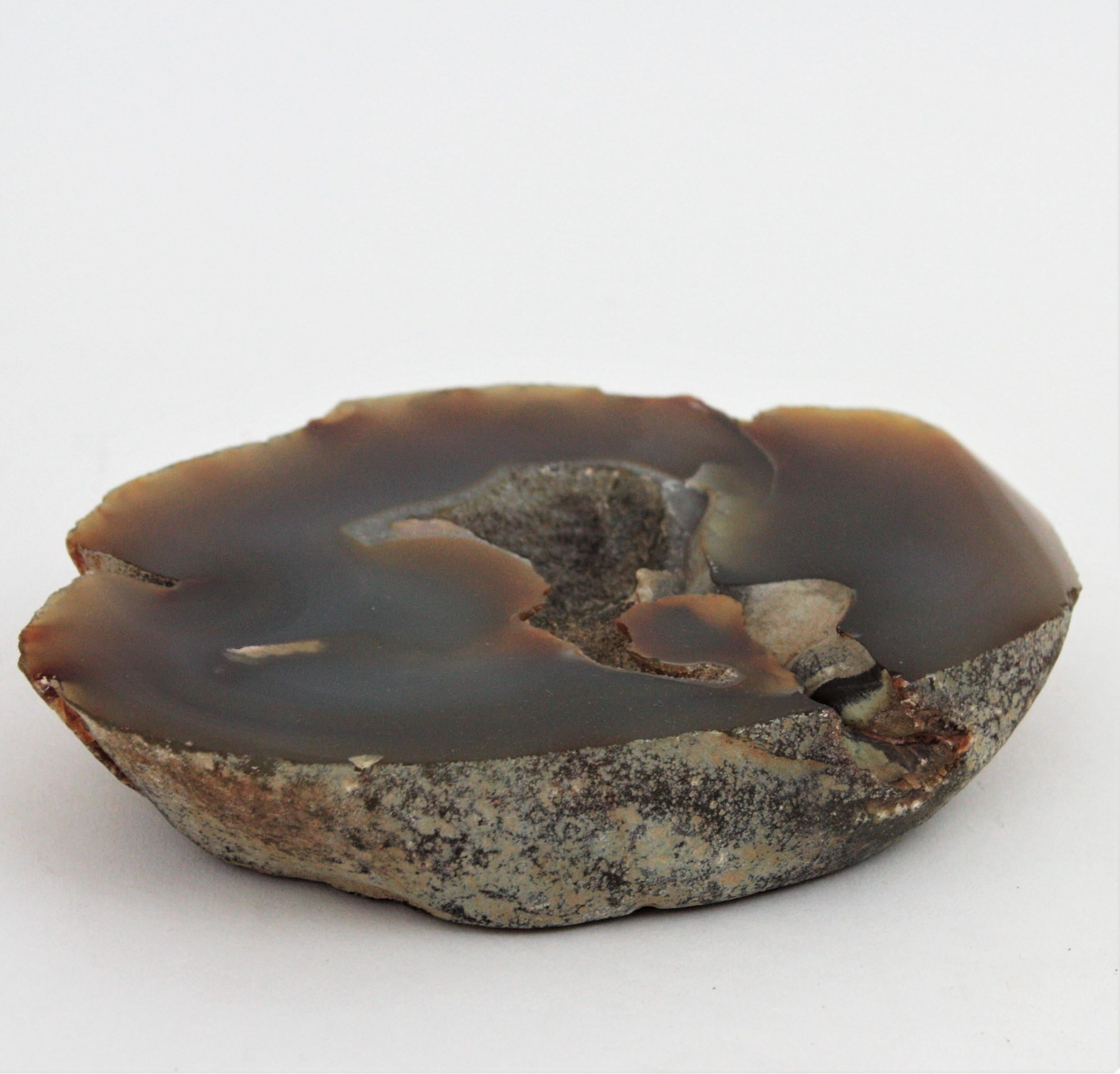 Mid-Century Modern 1950s Onyx Stone Hand Carved Ashtray, Jewelry Bowl or Paperweight For Sale