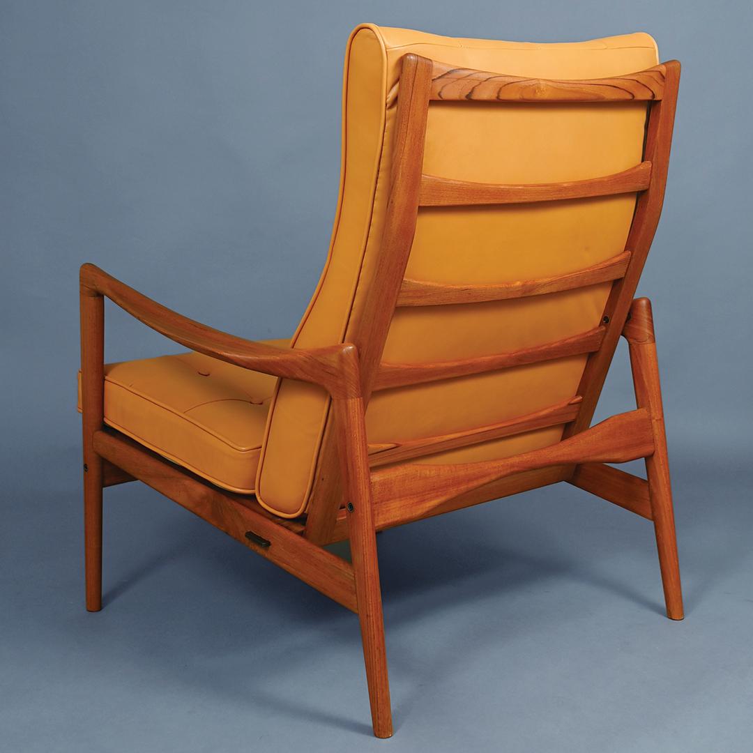 Mid-Century Modern 1950s Örenäs Lounge Chair by Ib Kofod-Larsen for Olof Person Ope Sweden For Sale