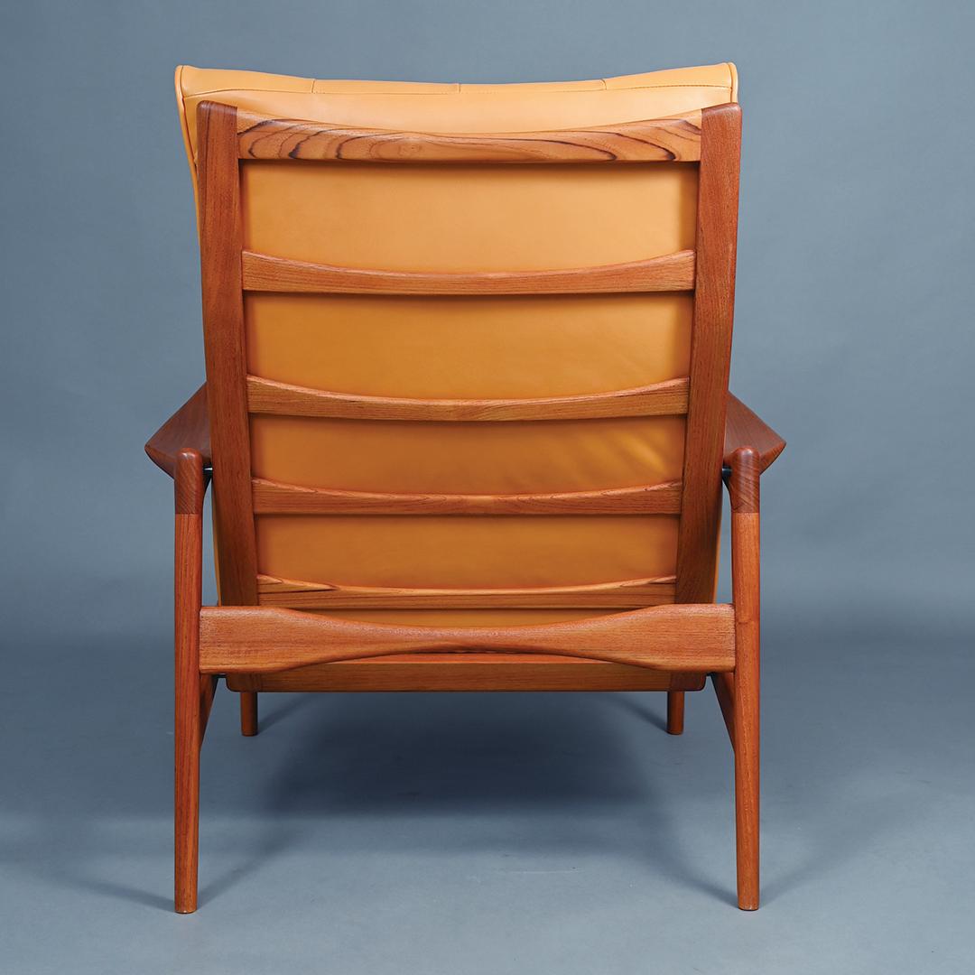 Swedish 1950s Örenäs Lounge Chair by Ib Kofod-Larsen for Olof Person Ope Sweden For Sale