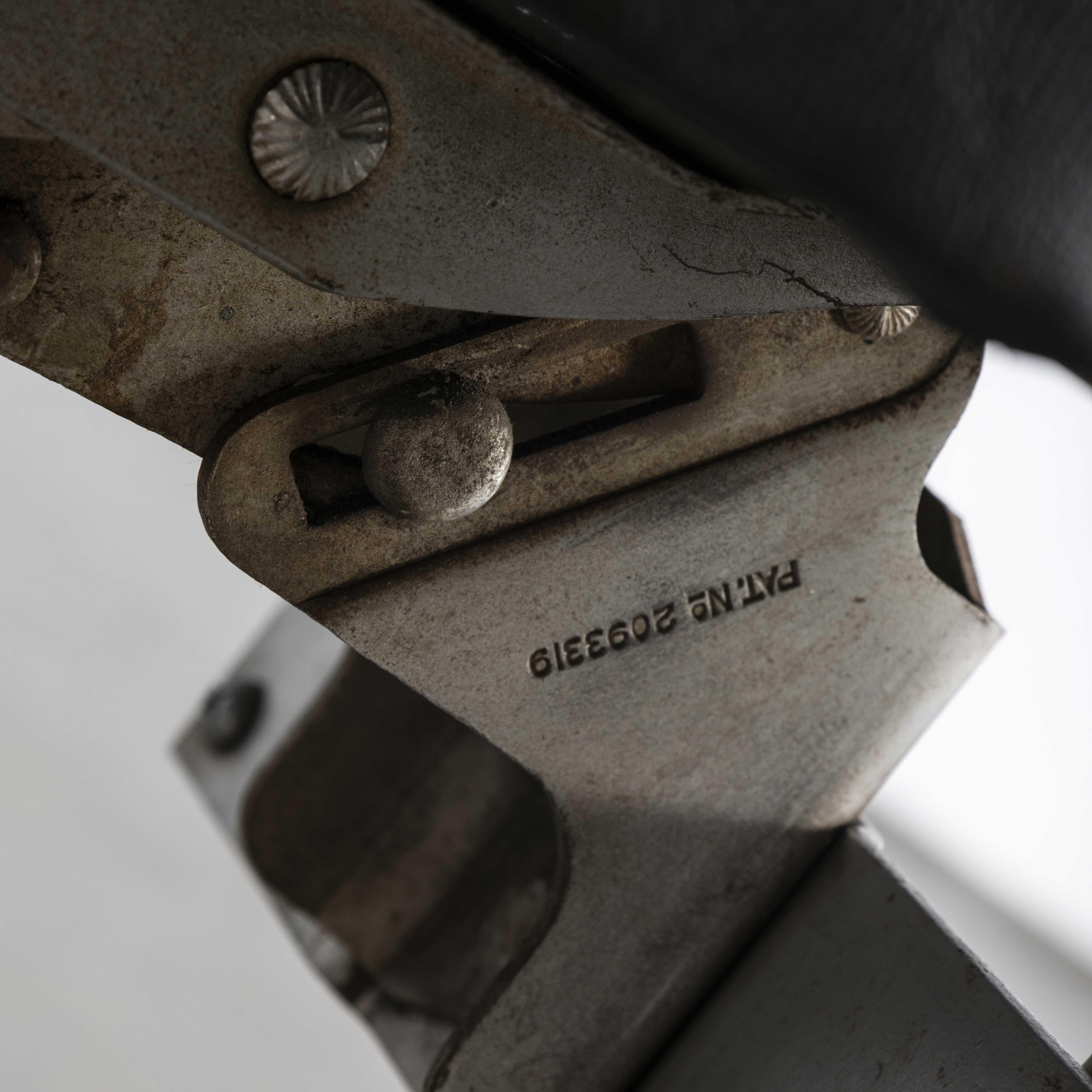 Mid-20th Century 1950's Original Aluminium Emeco Swivel Office Chair '1334.2'