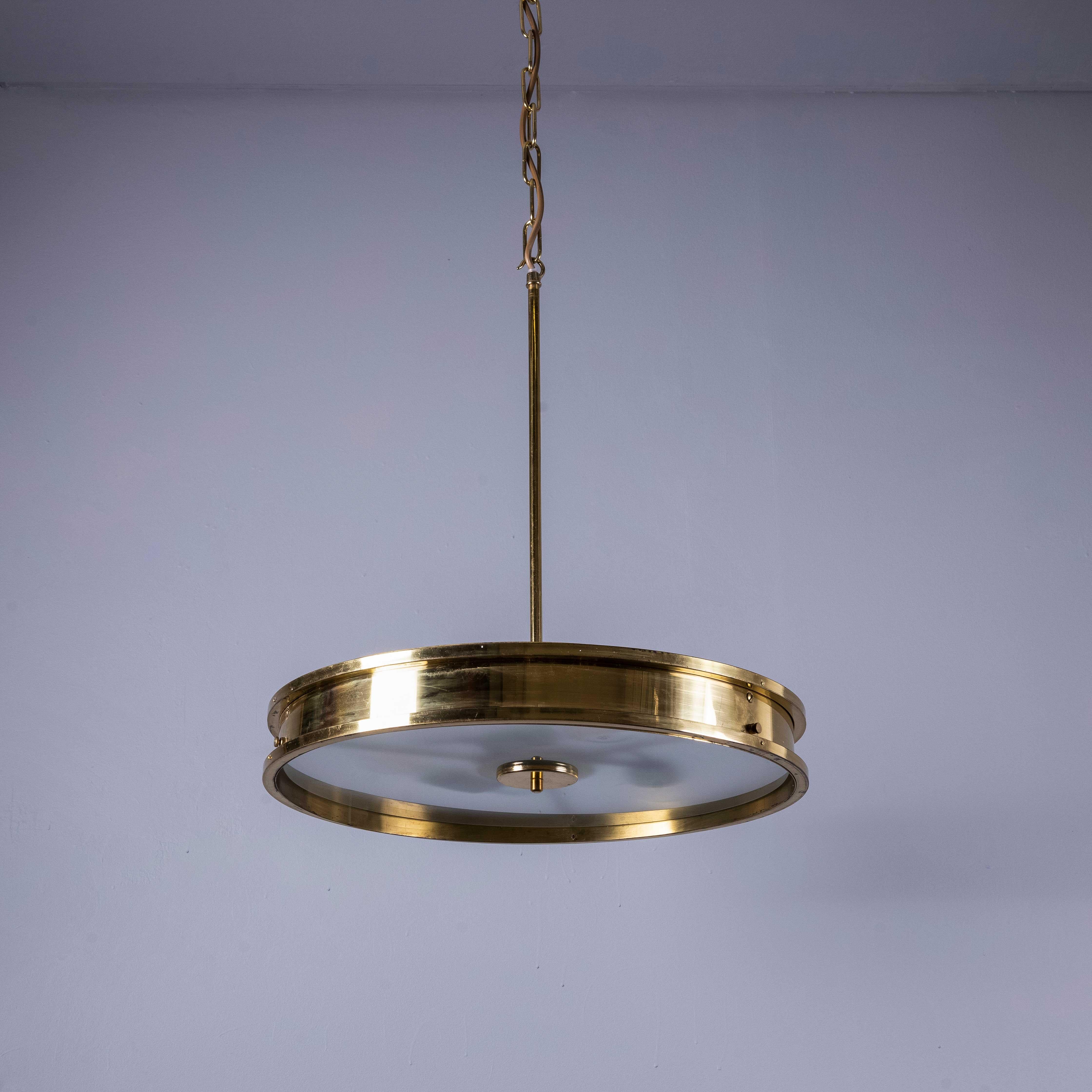1950's Original Brass Disc Pendant Lamp In Good Condition For Sale In Hook, Hampshire