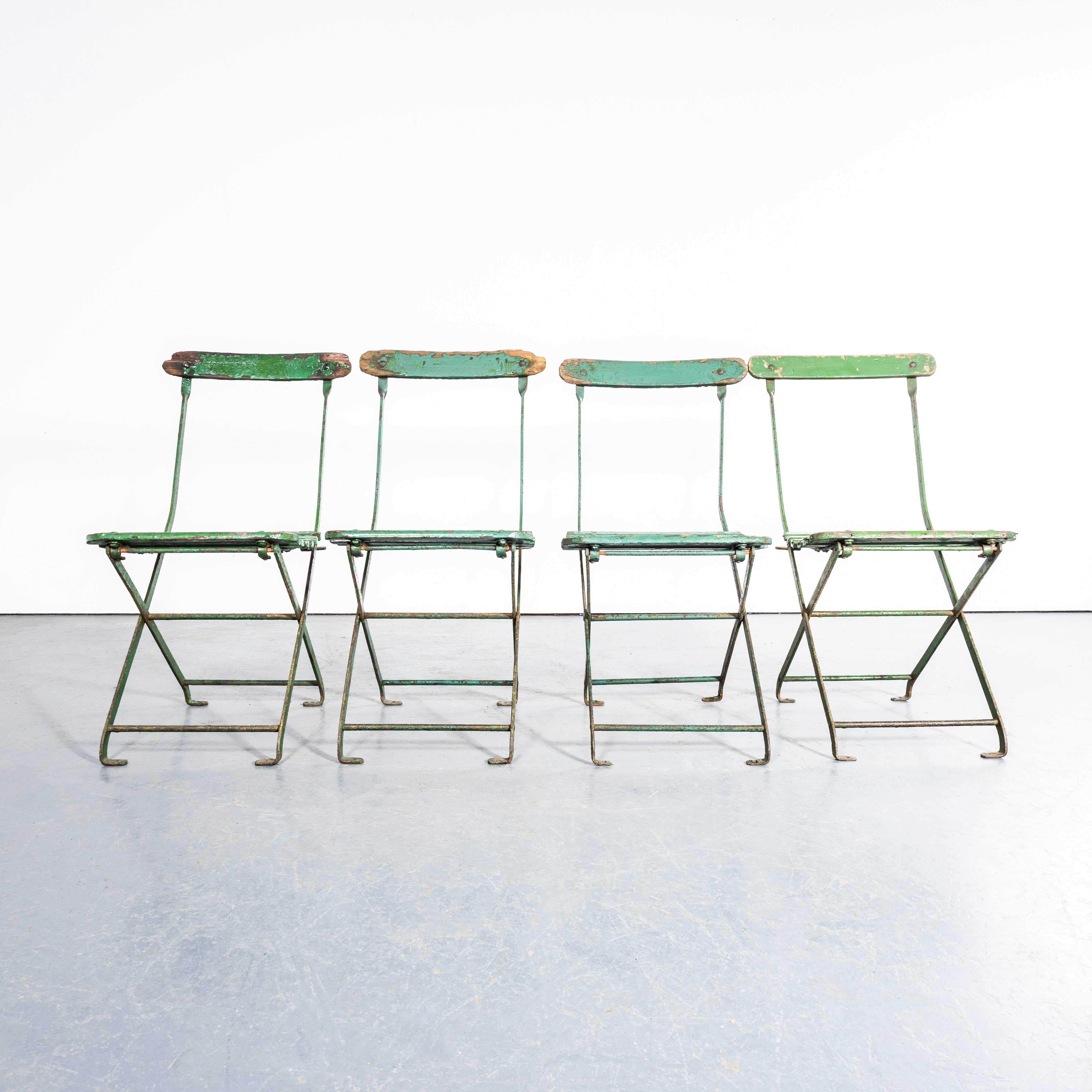 1950's Original English Pavilion Dark Green Folding Chairs For Sale 2