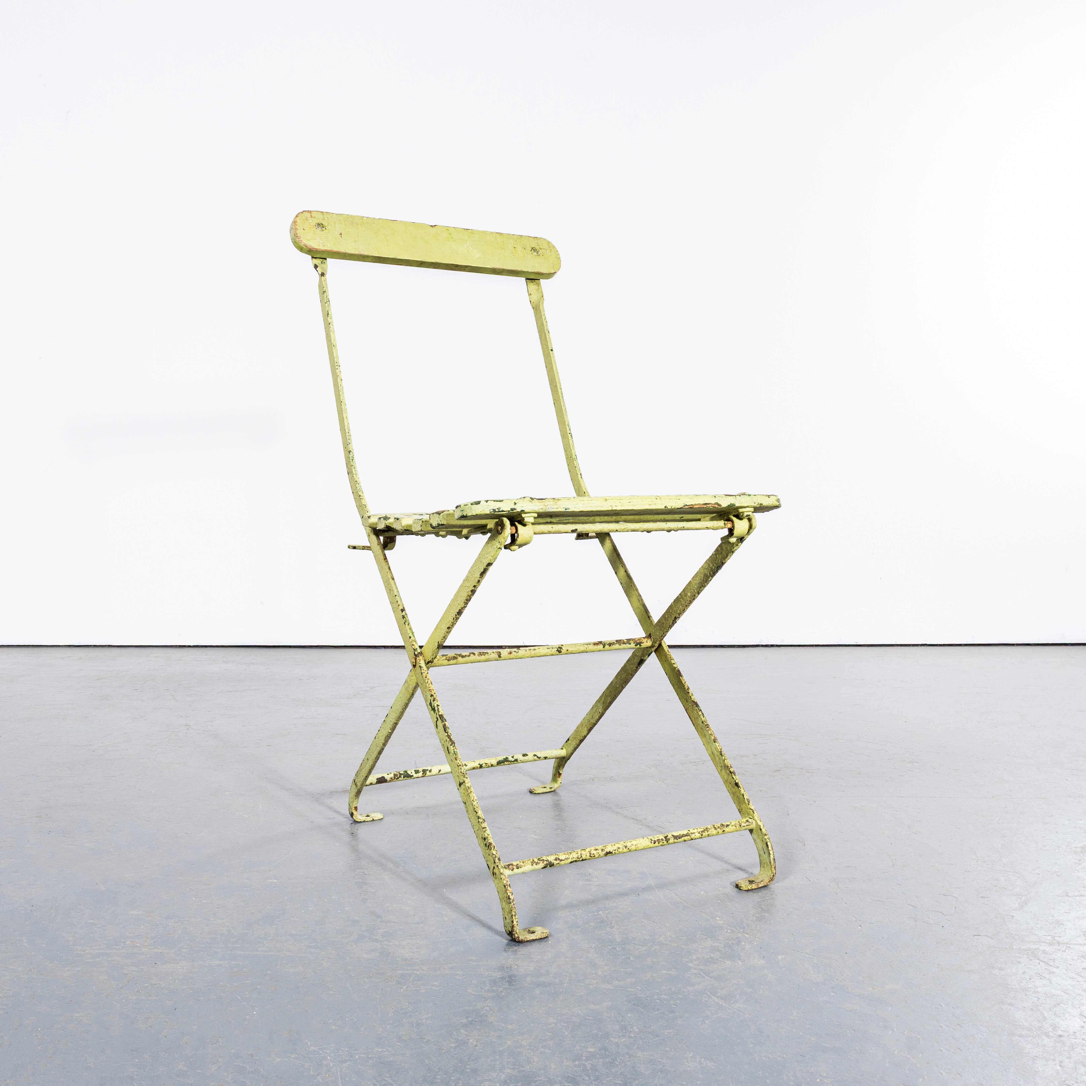 1950's Original English Pavilion Faded Green Folding Chairs For Sale 2