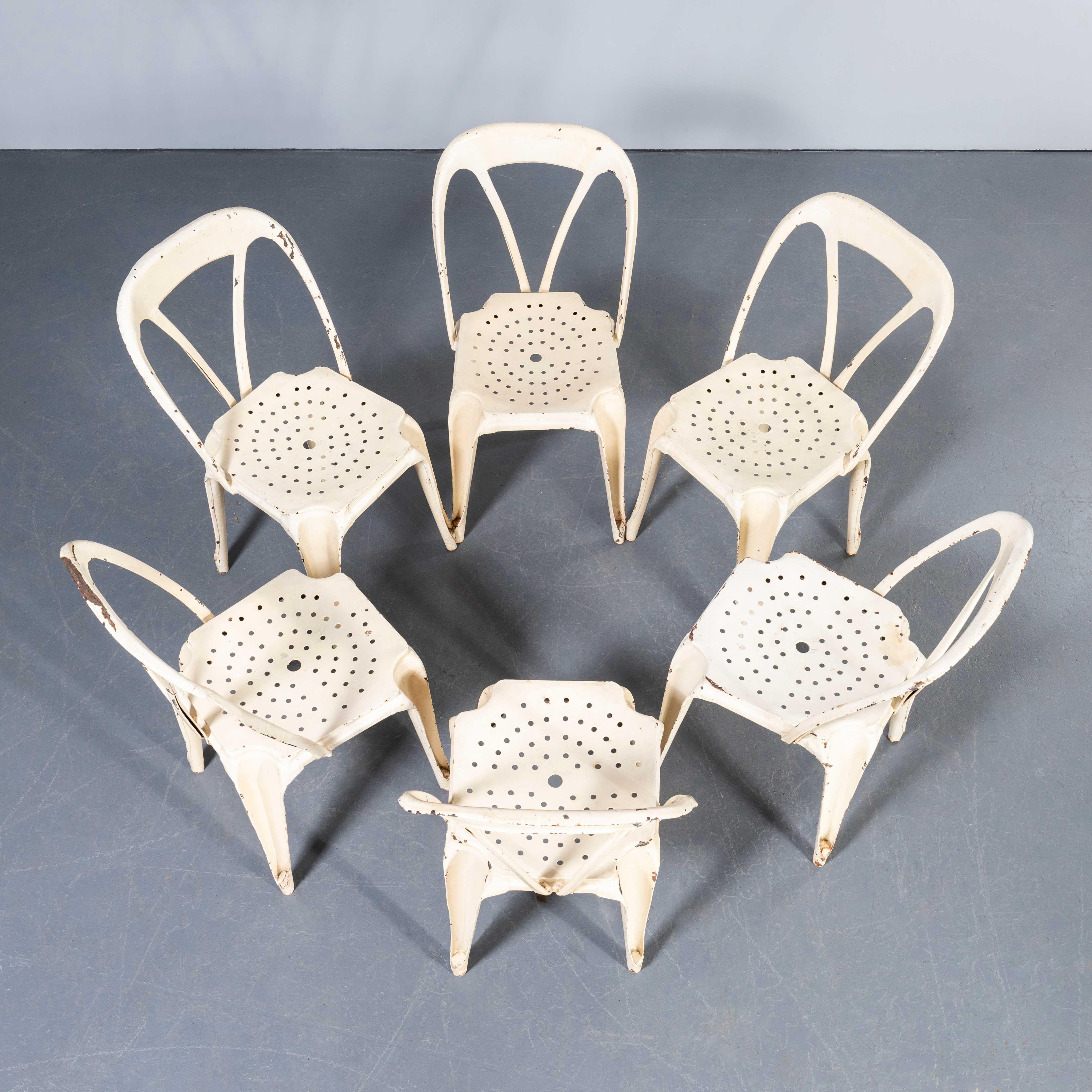 1950's Original Französisch Multipl's Dining Chairs - Set von sechs Weiß (Mitte des 20. Jahrhunderts) im Angebot