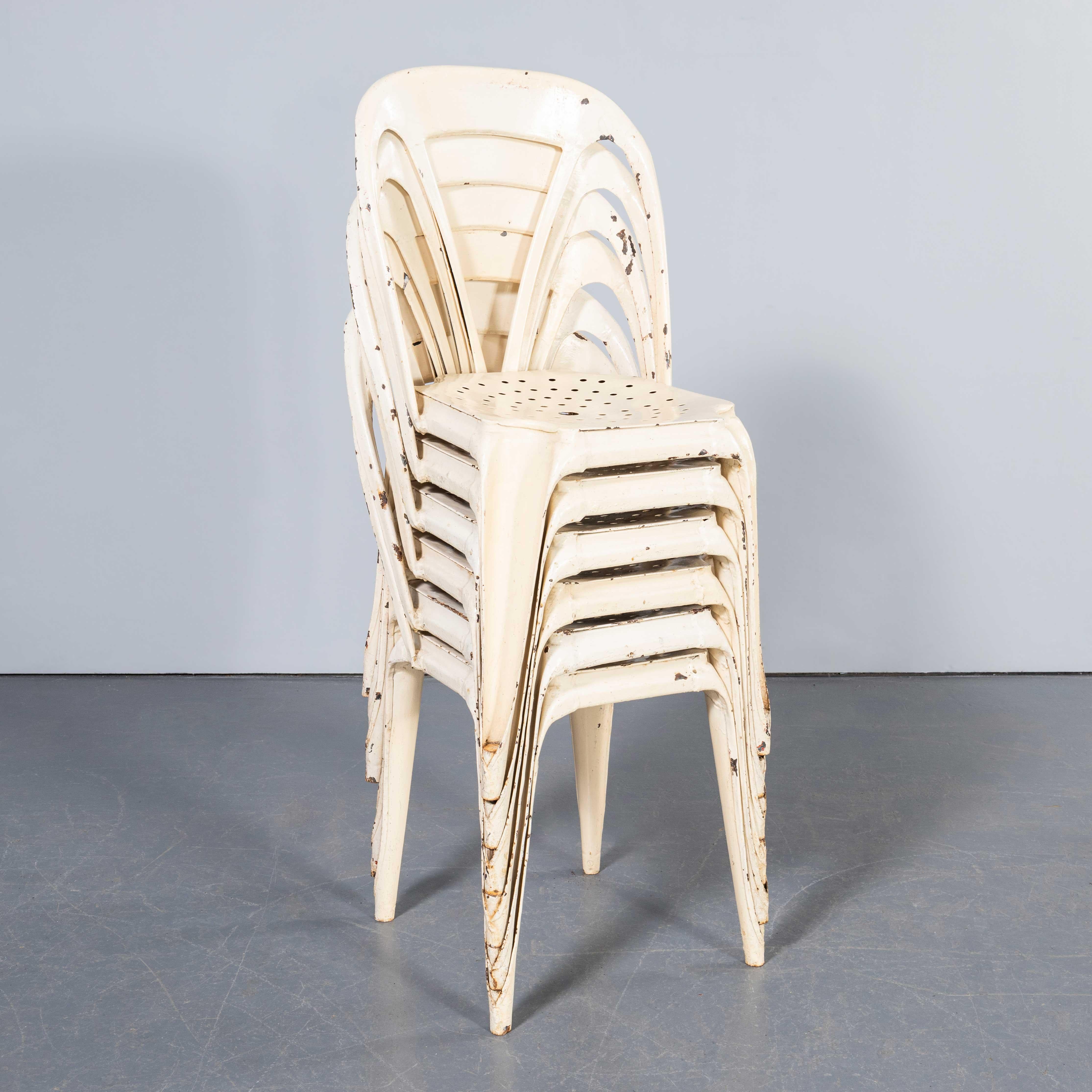 1950's Original Französisch Multipl's Dining Chairs - Set von sechs Weiß im Angebot 1