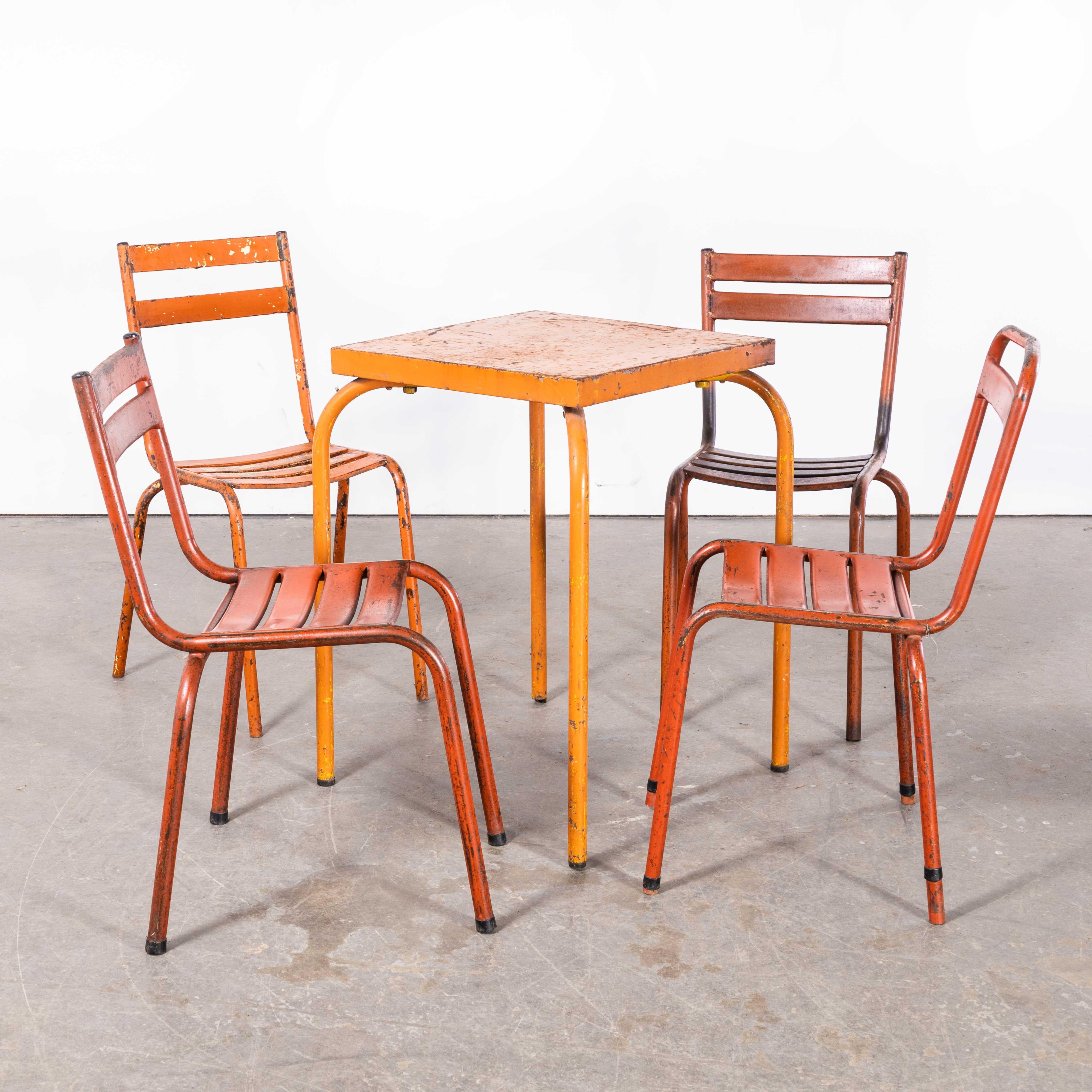 1950's Original French Outdoor Table And Chair Set - Four Chairs In Good Condition In Hook, Hampshire