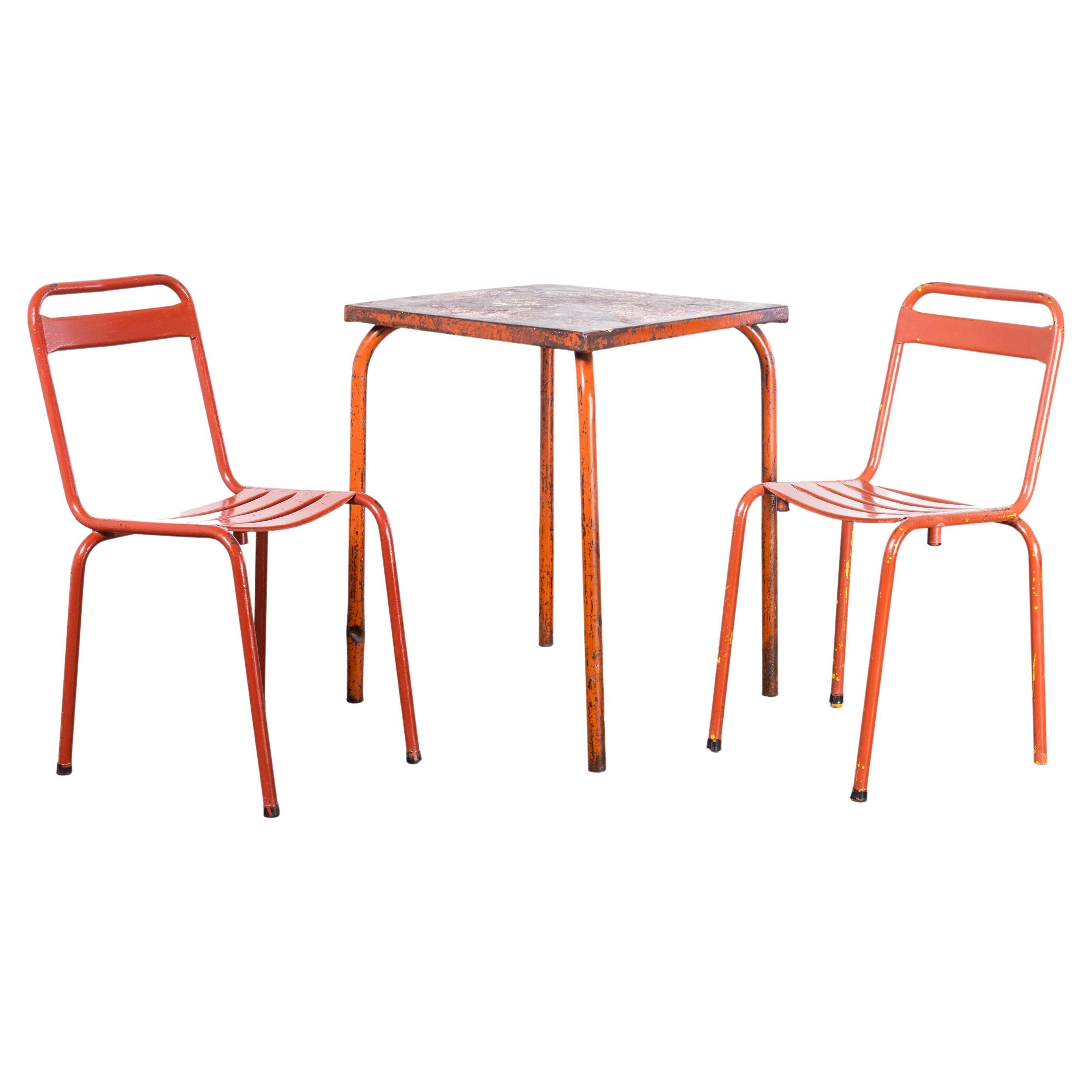 1950's Original French Outdoor Table And Chair Set - Two Chairs (2617) For Sale