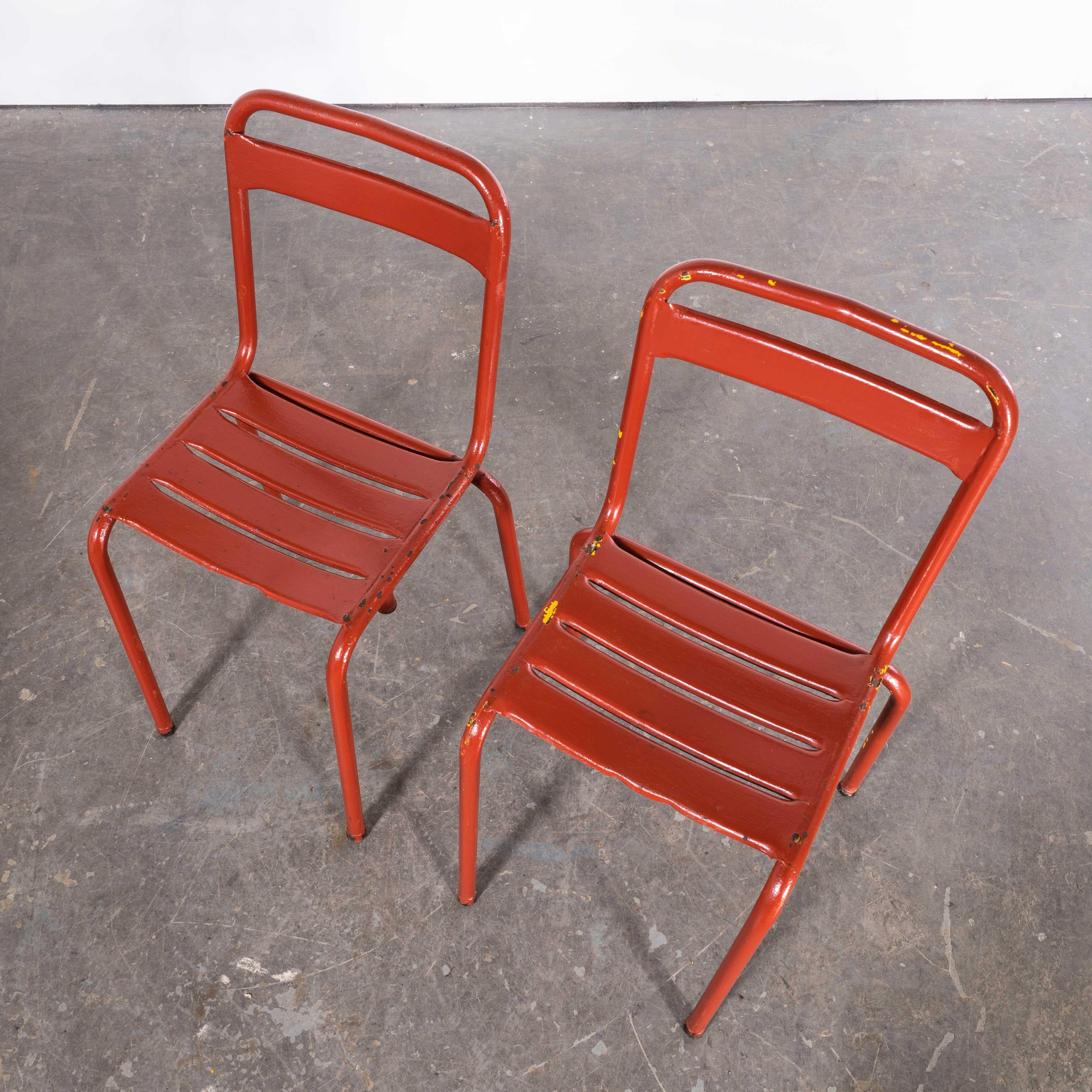 1950's Original French Outdoor Table And Chair Set - Two Chairs (2618) For Sale 4