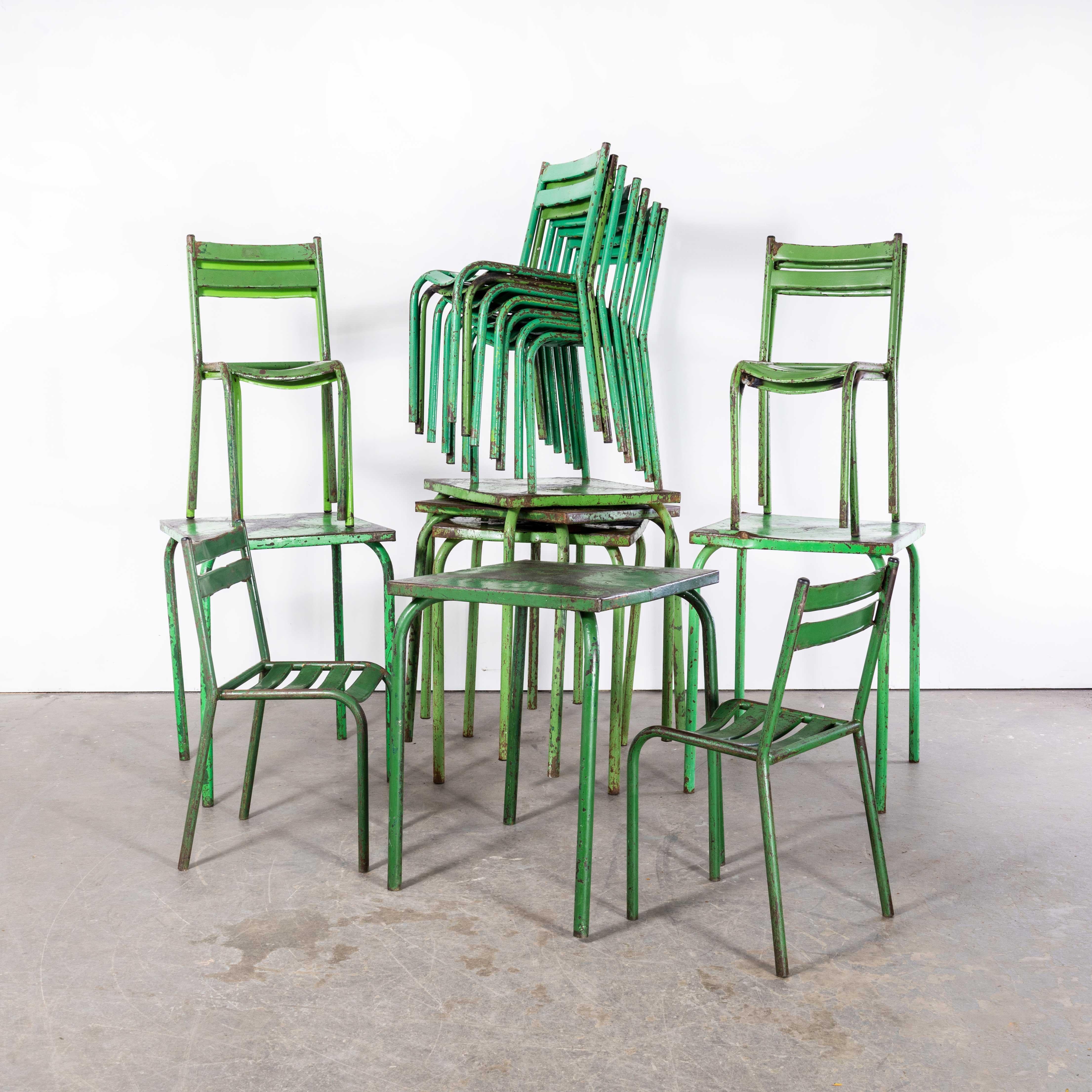 1950’s Original French Outdoor Table And Chair Set – Two Chairs
1950’s Original French Outdoor Table And Chair Set – Two Chairs. This listing is for one green metal table and two matching green metal garden chairs. The chairs are classic Toledo