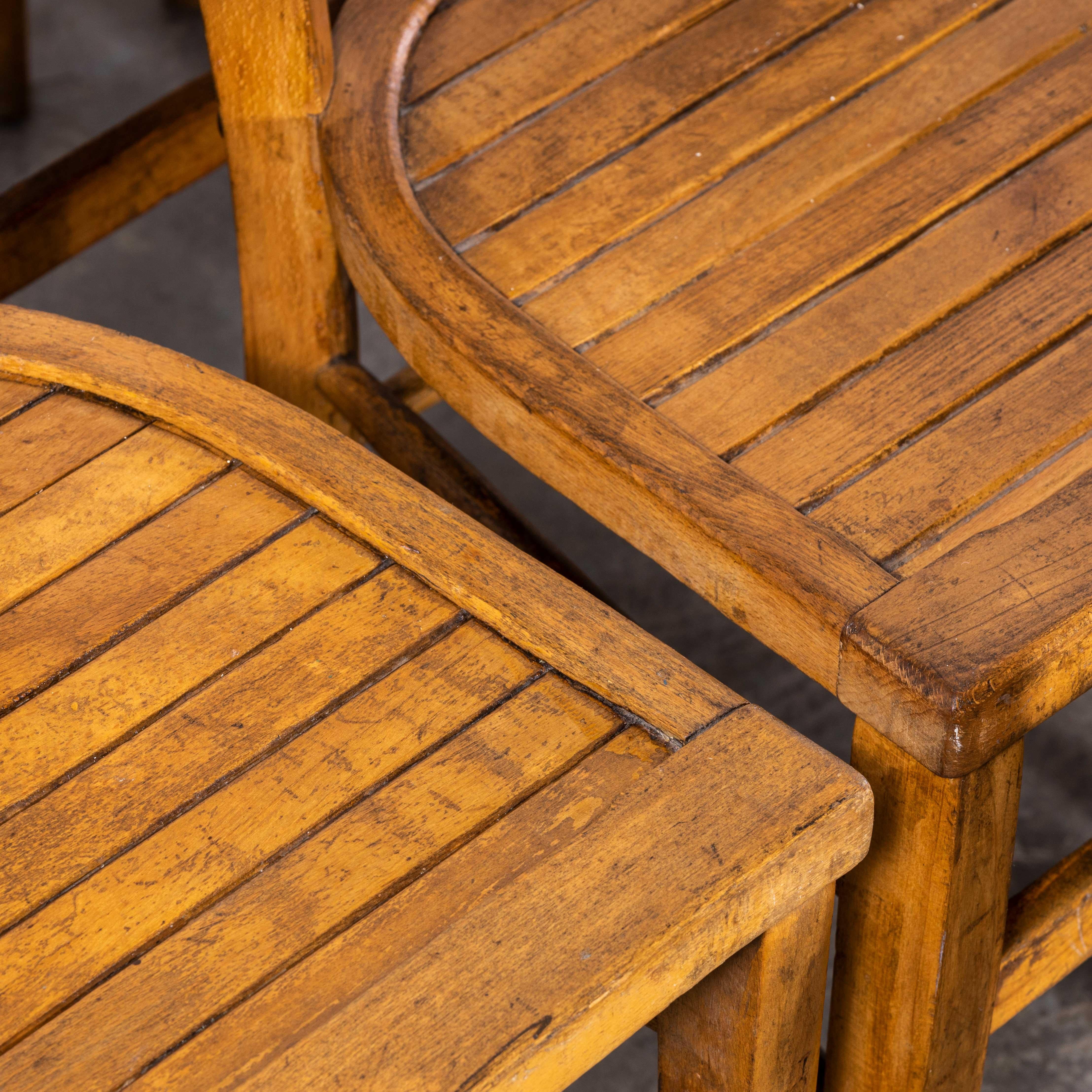 Original 1950's French Slatted Farmhouse Chairs From Provence - Set Of Ten Bon état - En vente à Hook, Hampshire