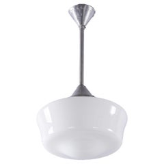 Lampada a sospensione in vetro opalino Tabac originale francese degli anni '50 - Singola (958.7)