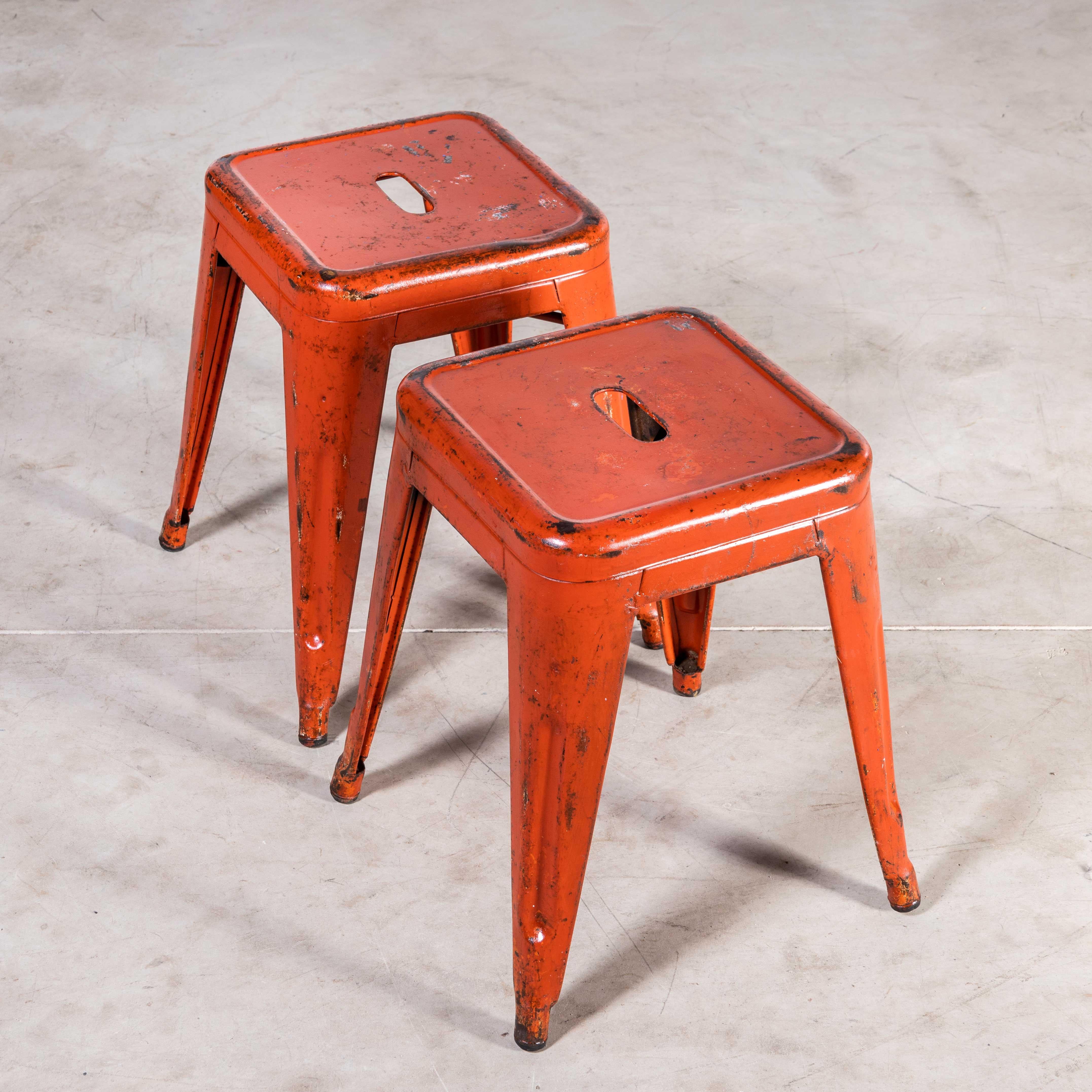 1950's Original French Tolix H Metal Café Dining Stools Red, Pair For Sale 2
