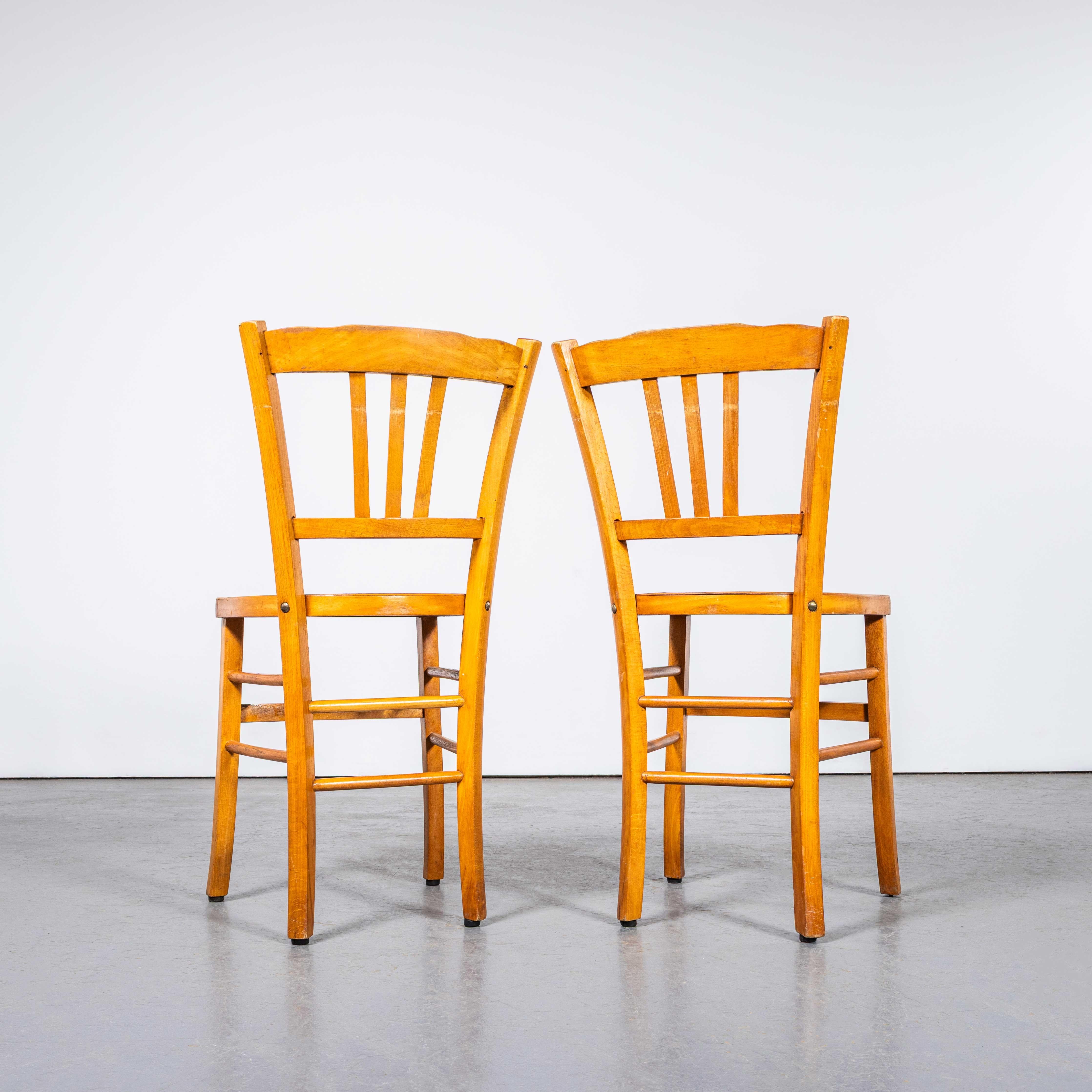 Milieu du XXe siècle Chaises de salle à manger de ferme à dossier à lamelles Luterma d'origine des années 1950 - Paire en vente