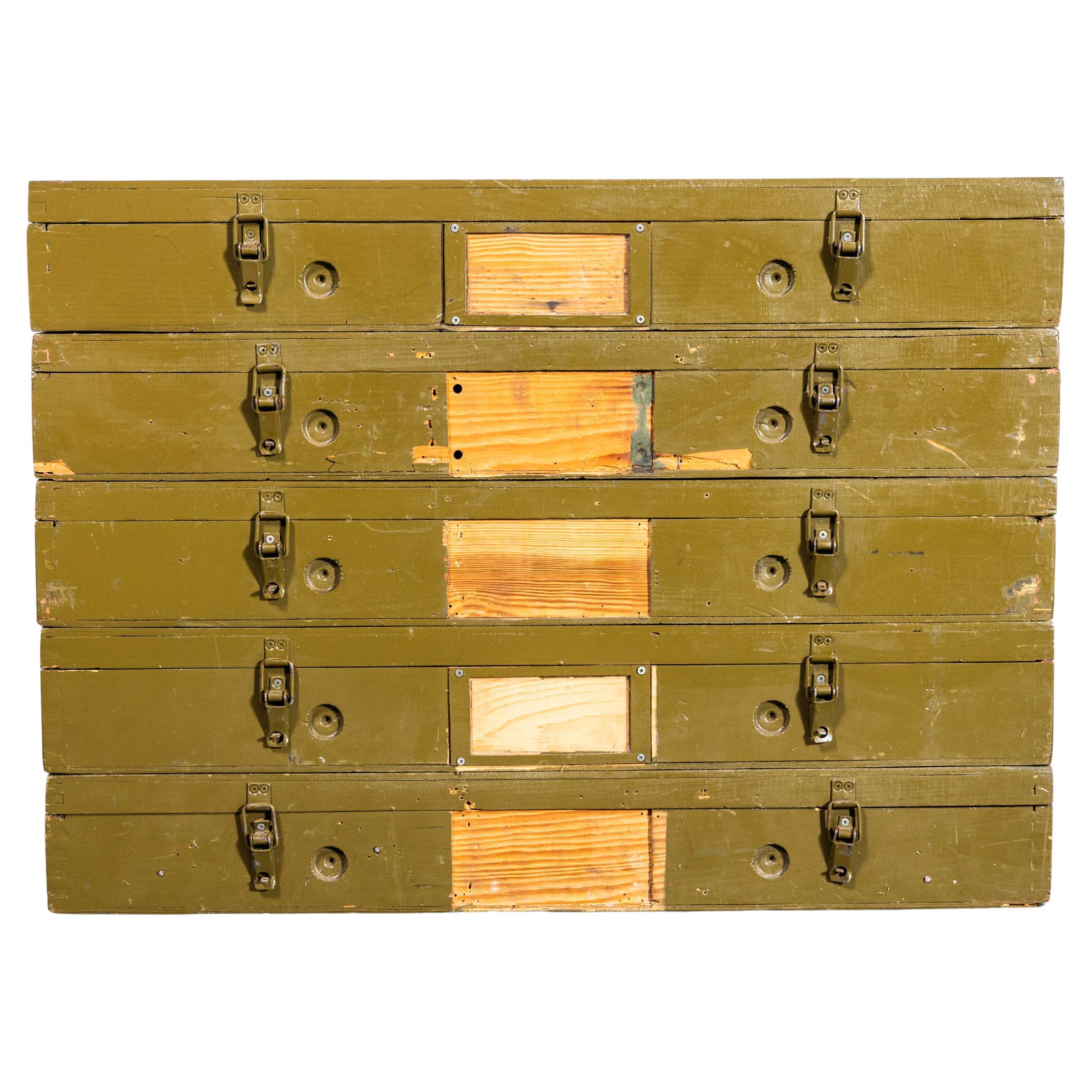 1950's Original Military Storage Boxen - Satz von fünf Khaki