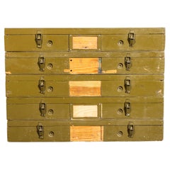 Cajas de almacenaje militares originales de los años 50 - Juego de cinco caqui