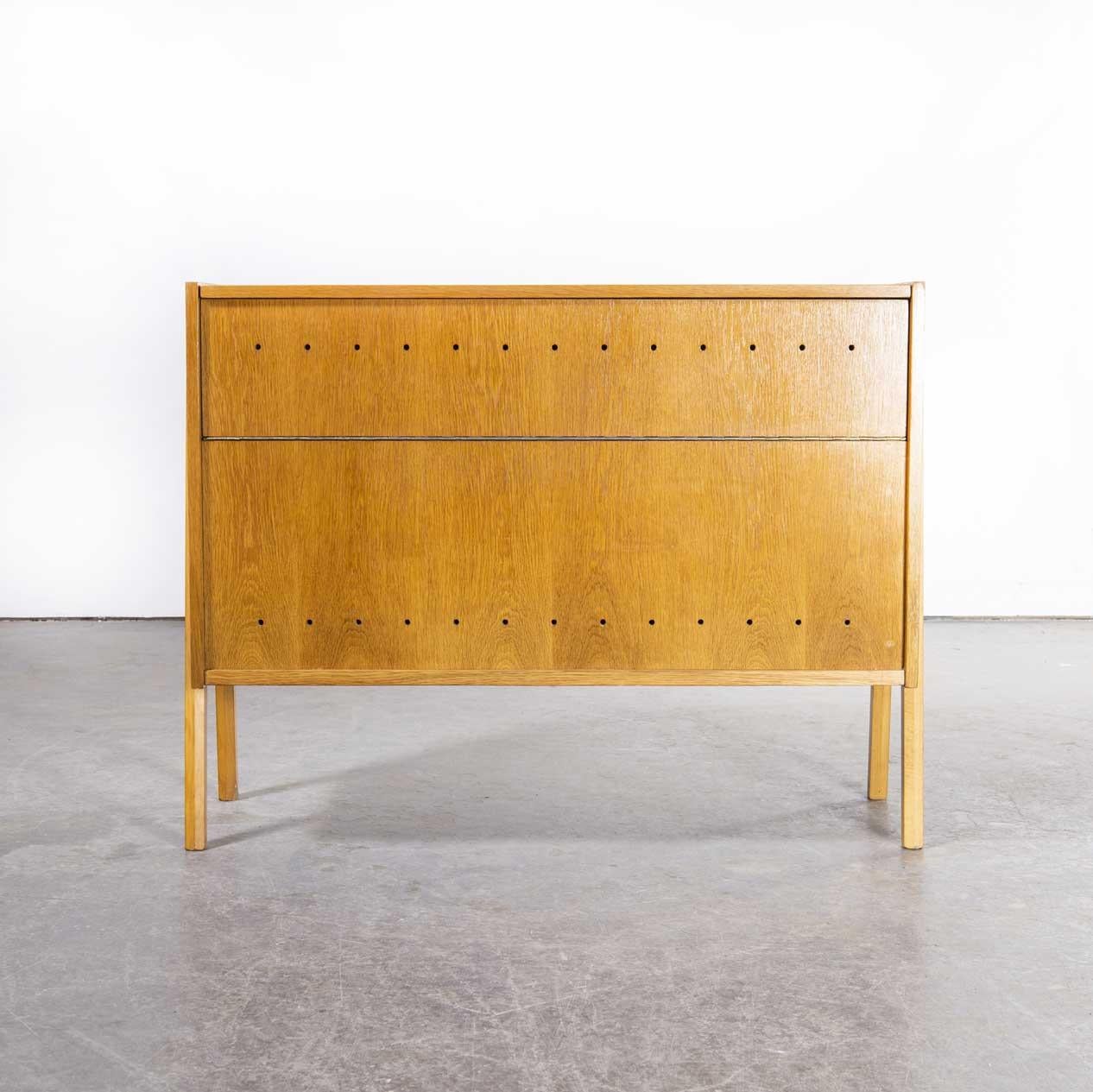 1950's Original Oak Blanket Box, Small Cabinet by Tatra Pravenec For Sale 3