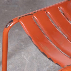 Original roter französischer Tolix T2 Esszimmerstuhl aus den 1950er Jahren, Dreier-Set
