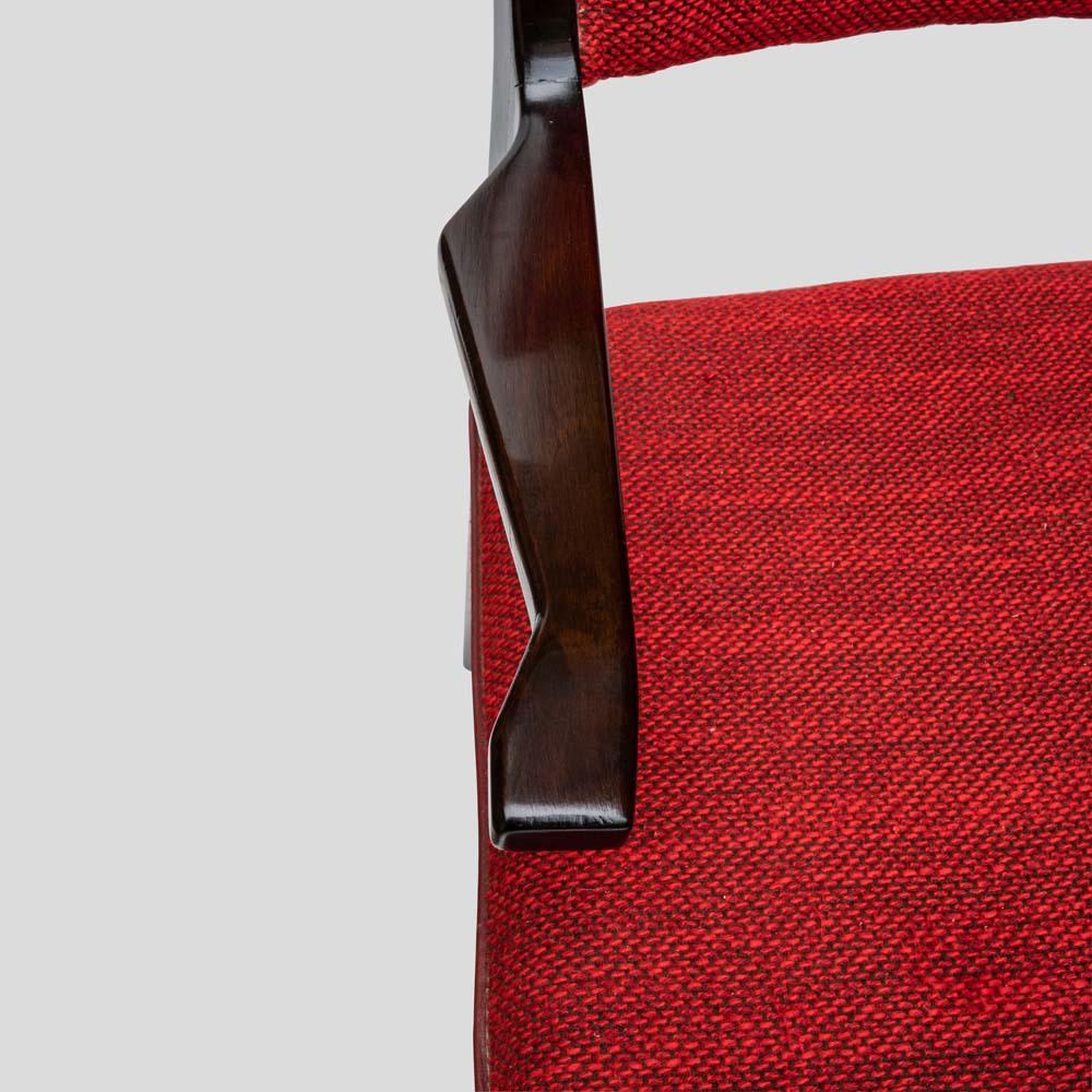 1950s Original red upholstered chair Italian design by Cassina In Good Condition For Sale In London, GB