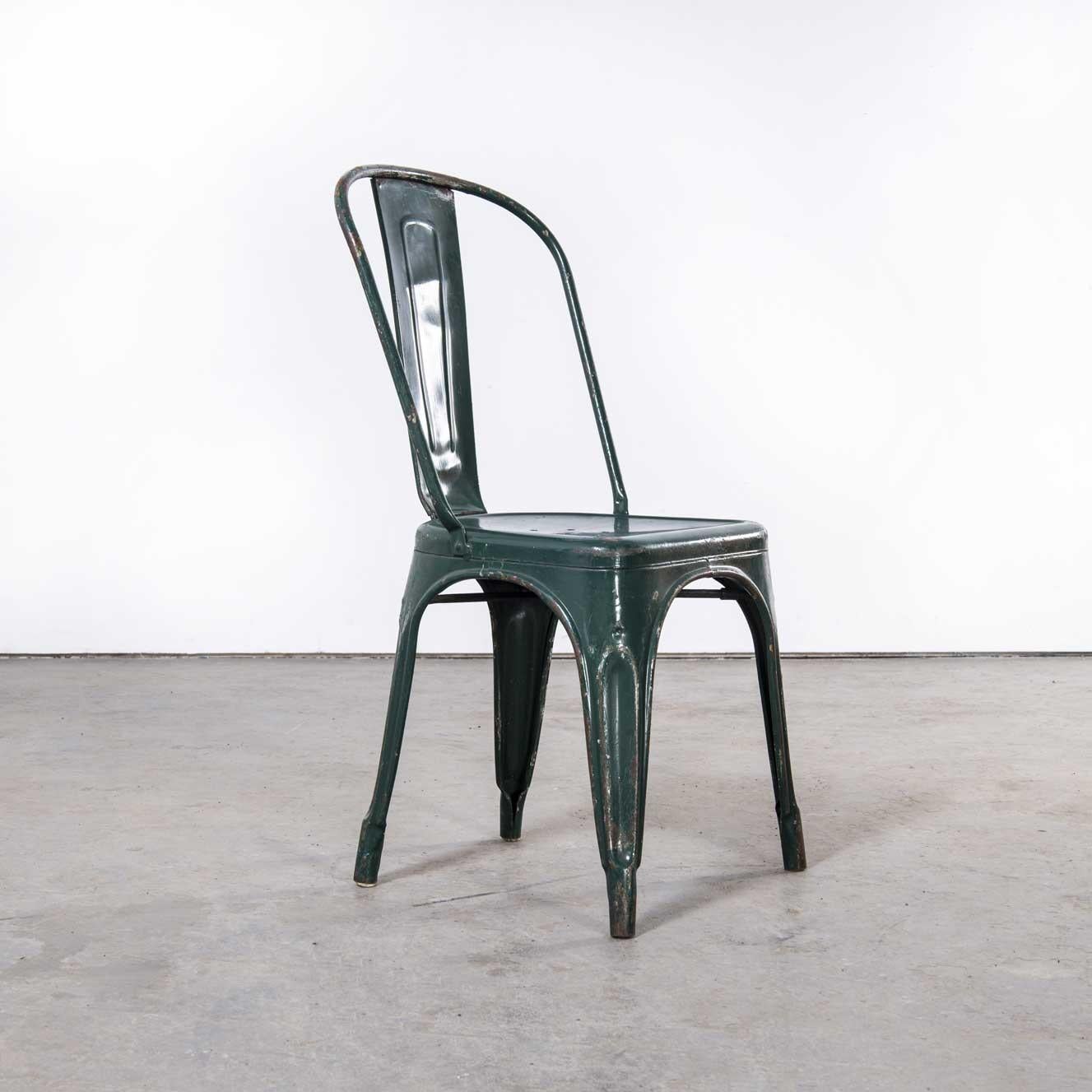 Metallo Sedie da pranzo per esterni originali Tolix Model a degli anni '50, set di sei sedie 