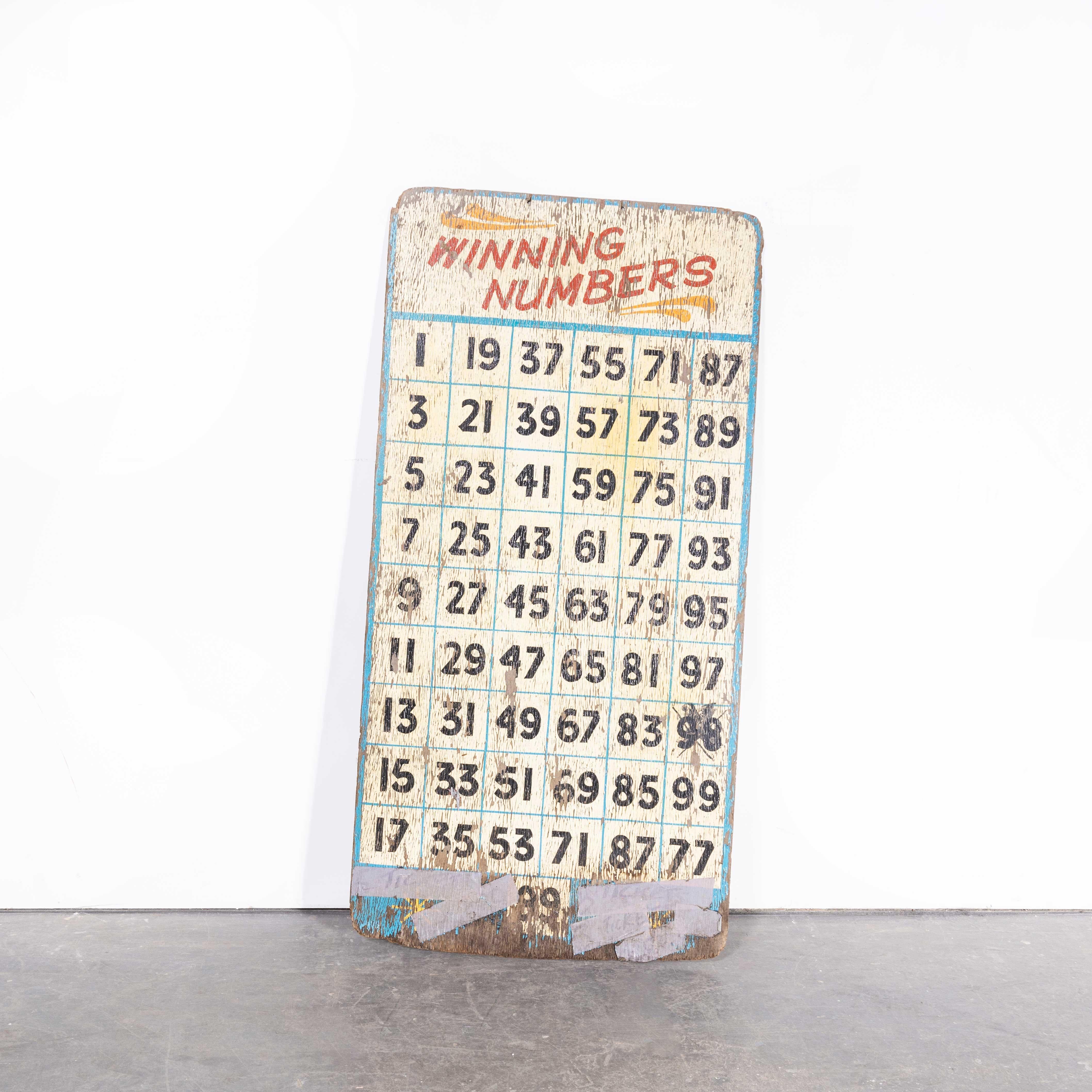 1950s Original Winning Numbers Large Fairground Sign In Good Condition For Sale In Hook, Hampshire