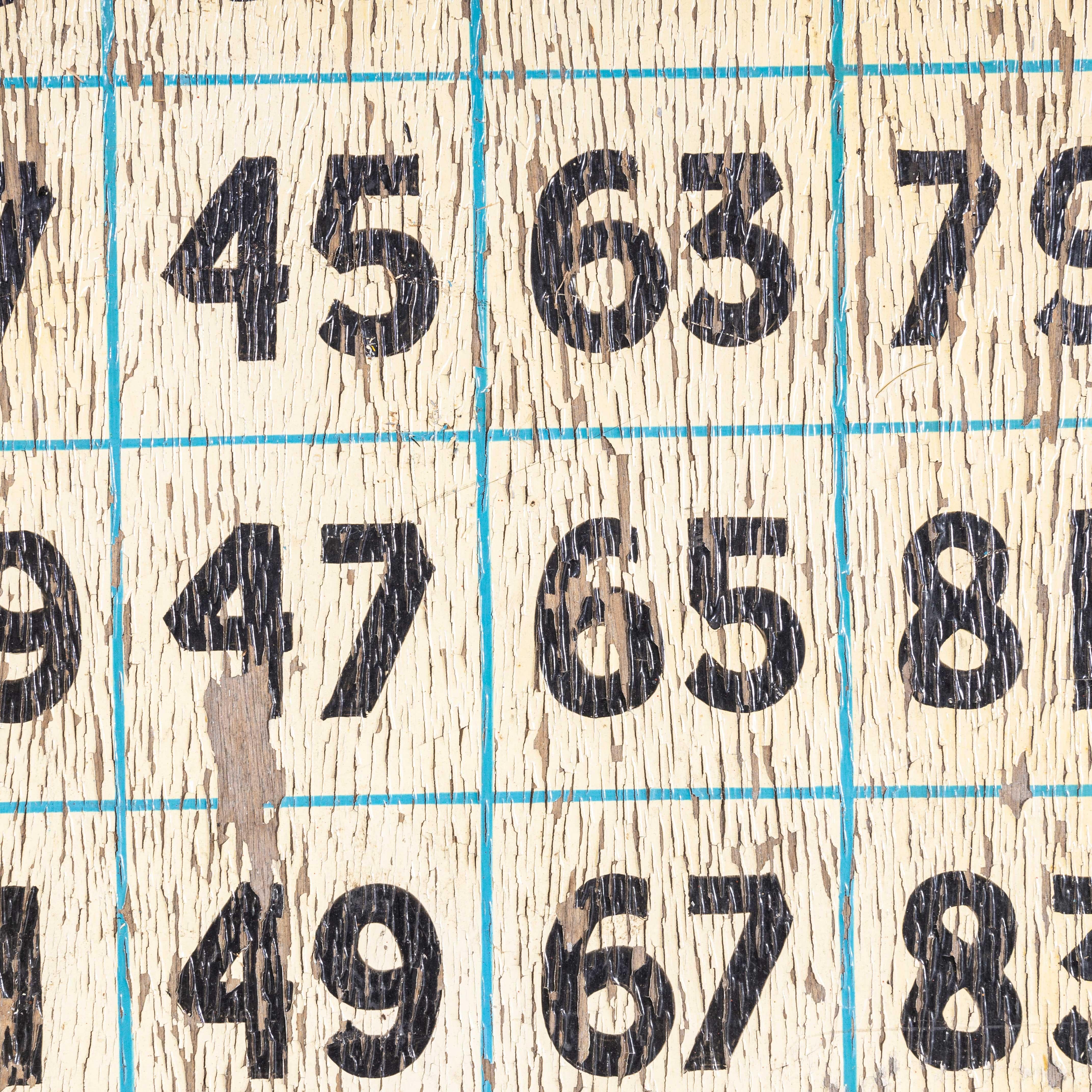 Original de los años 50 Números ganadores Gran cartel de feria Madera en venta