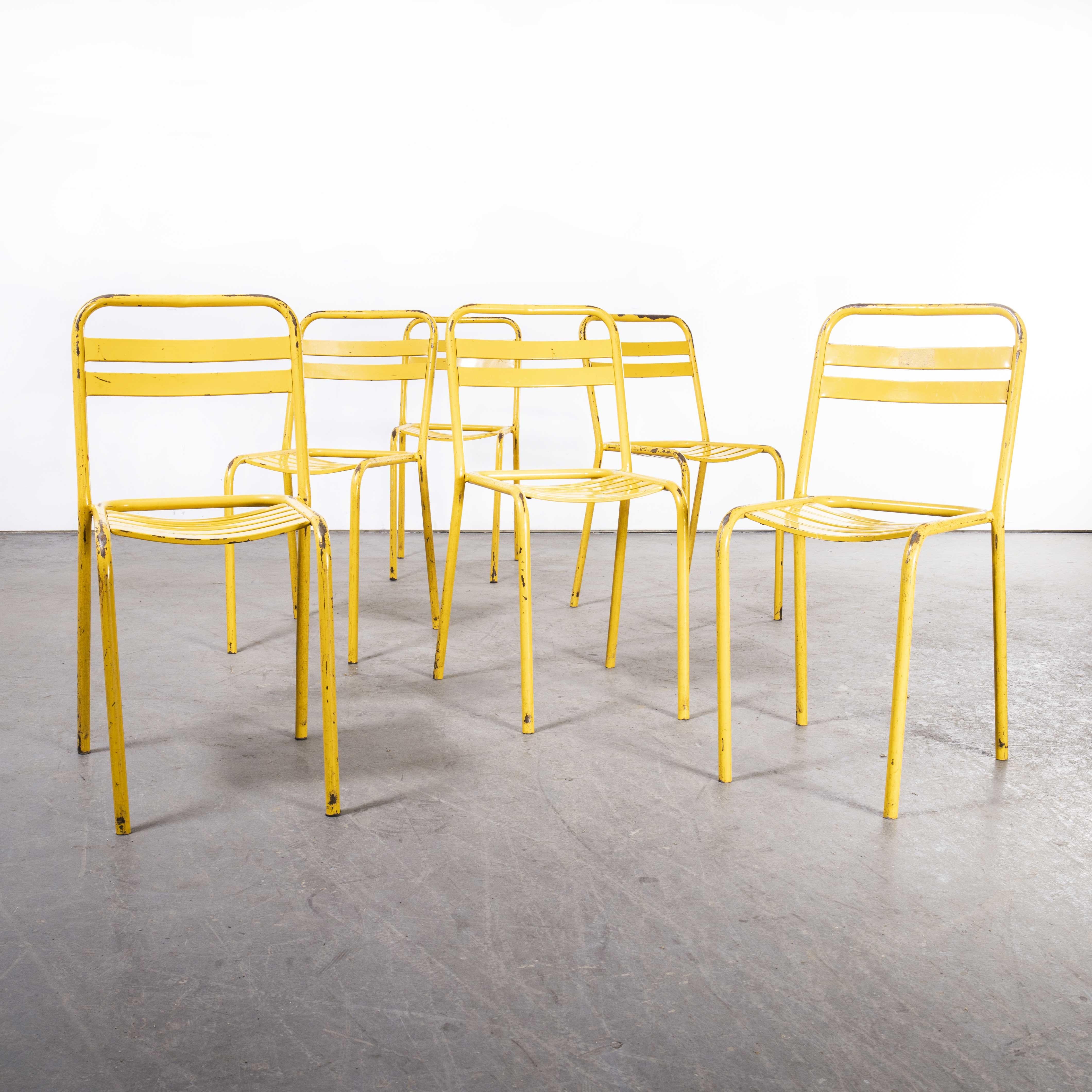 1950’s Original yellow French Tolix T2 metal outdoor dining chairs – set of six
1950’s Original yellow French Tolix T2 metal Caf? dining chairs – set Of six. is one of our all time favourite companies. In 1907 Frenchman Xavier Pauchard discovered