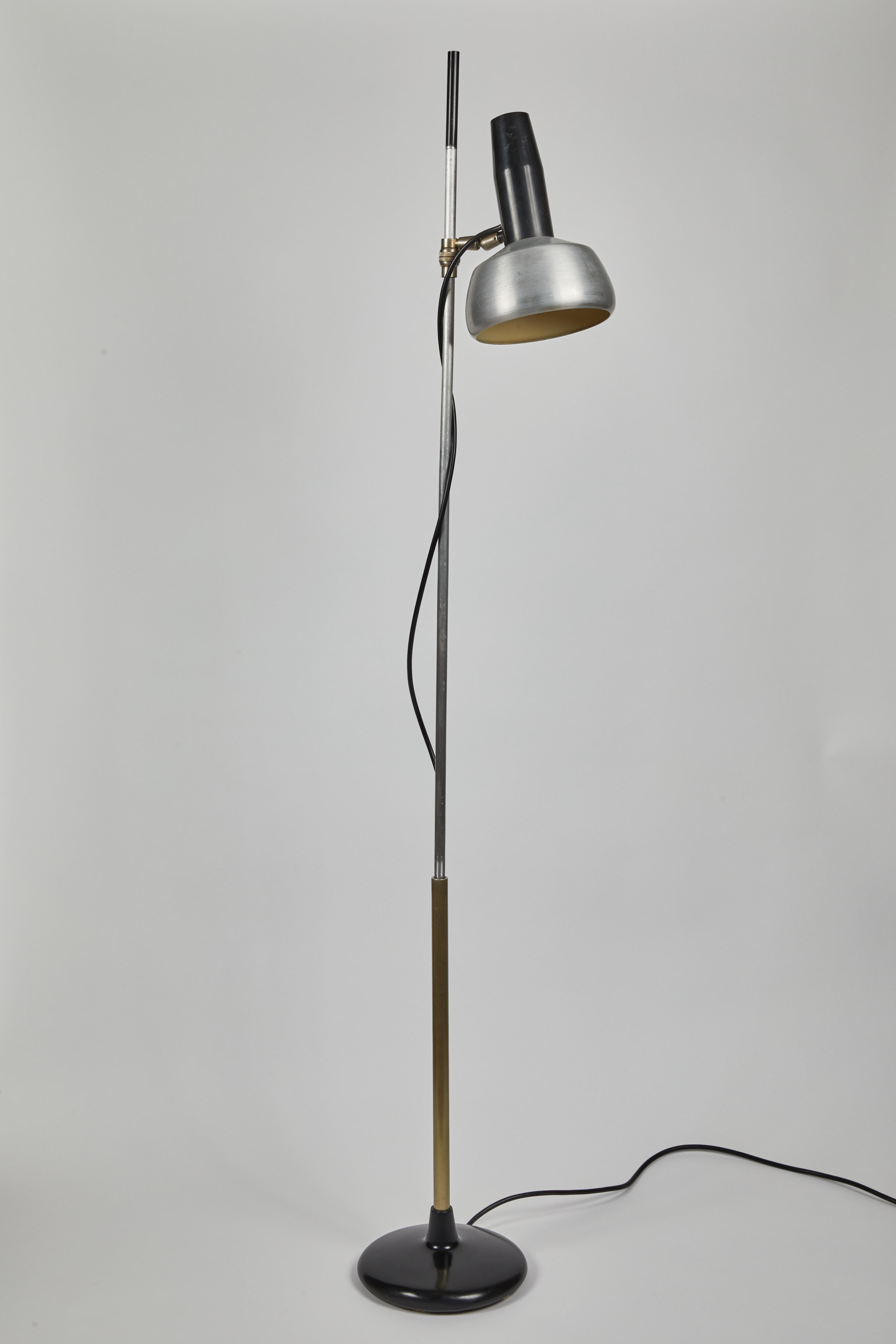 1950s Oscar Torlasco Floor Lamp Model for Lumi For Sale 2