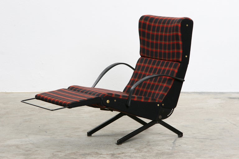 Mid-Century Modern 1950s Osvaldo Borsani Armchair, New Upholstery For Sale